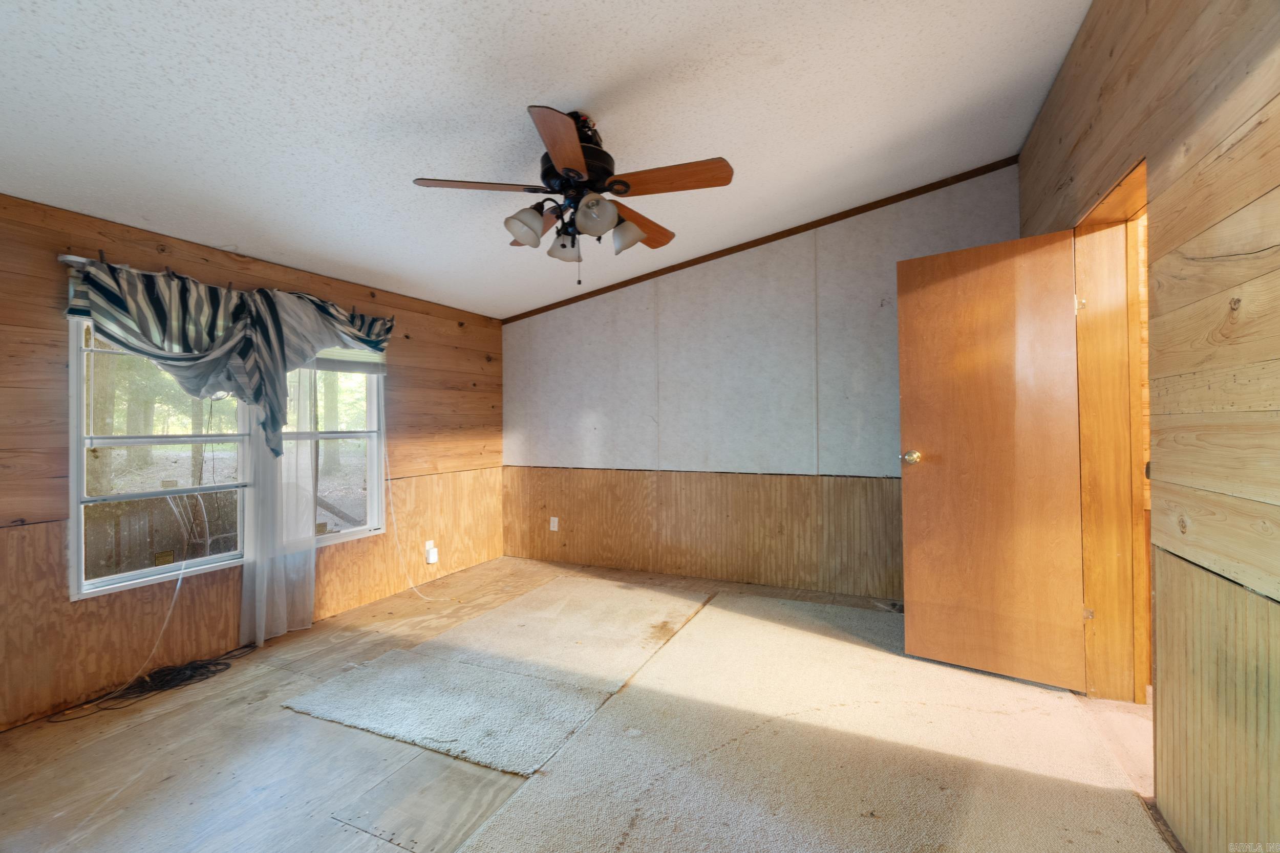 401 S Fourth Street Property Photo 16