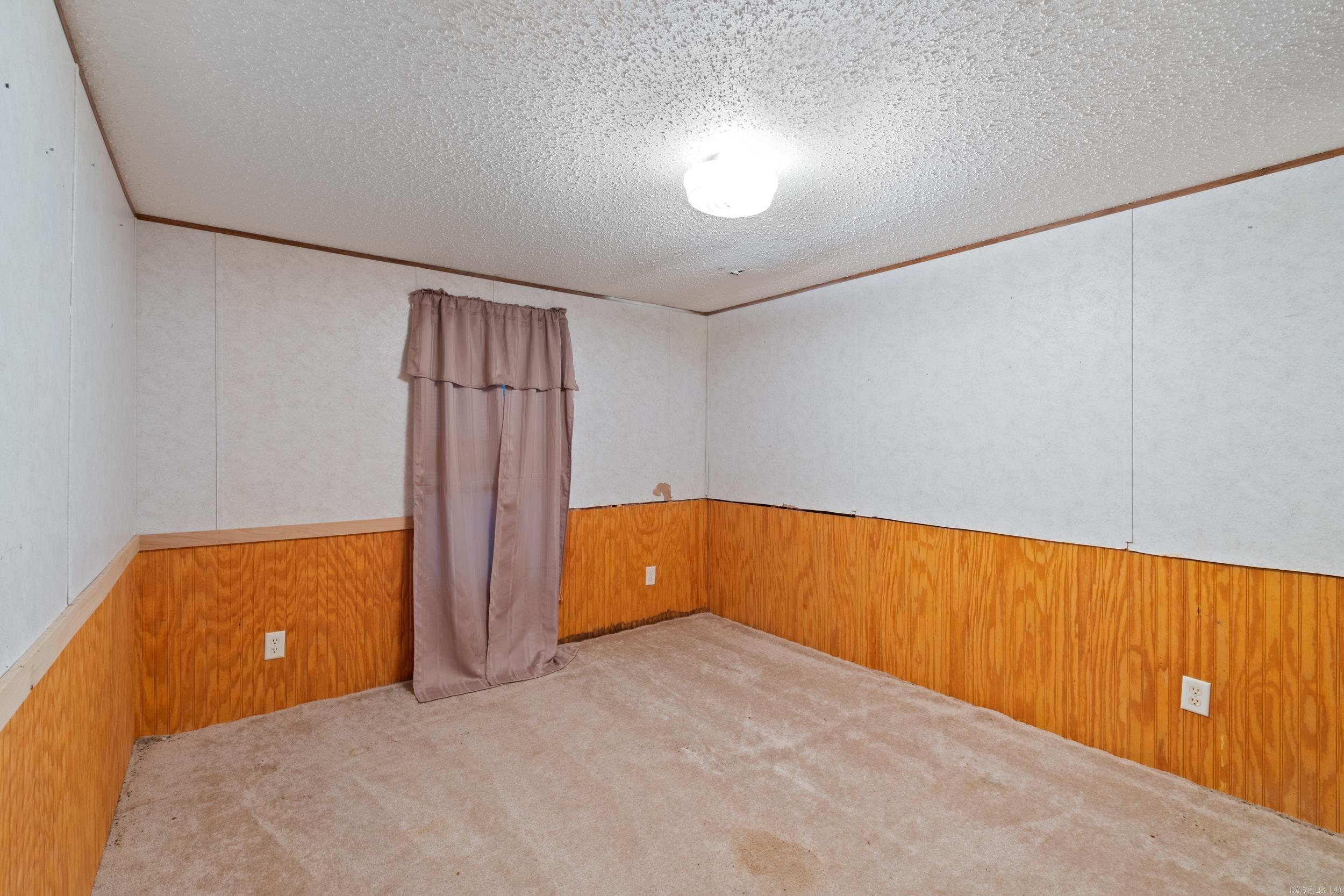 401 S Fourth Street Property Photo 32