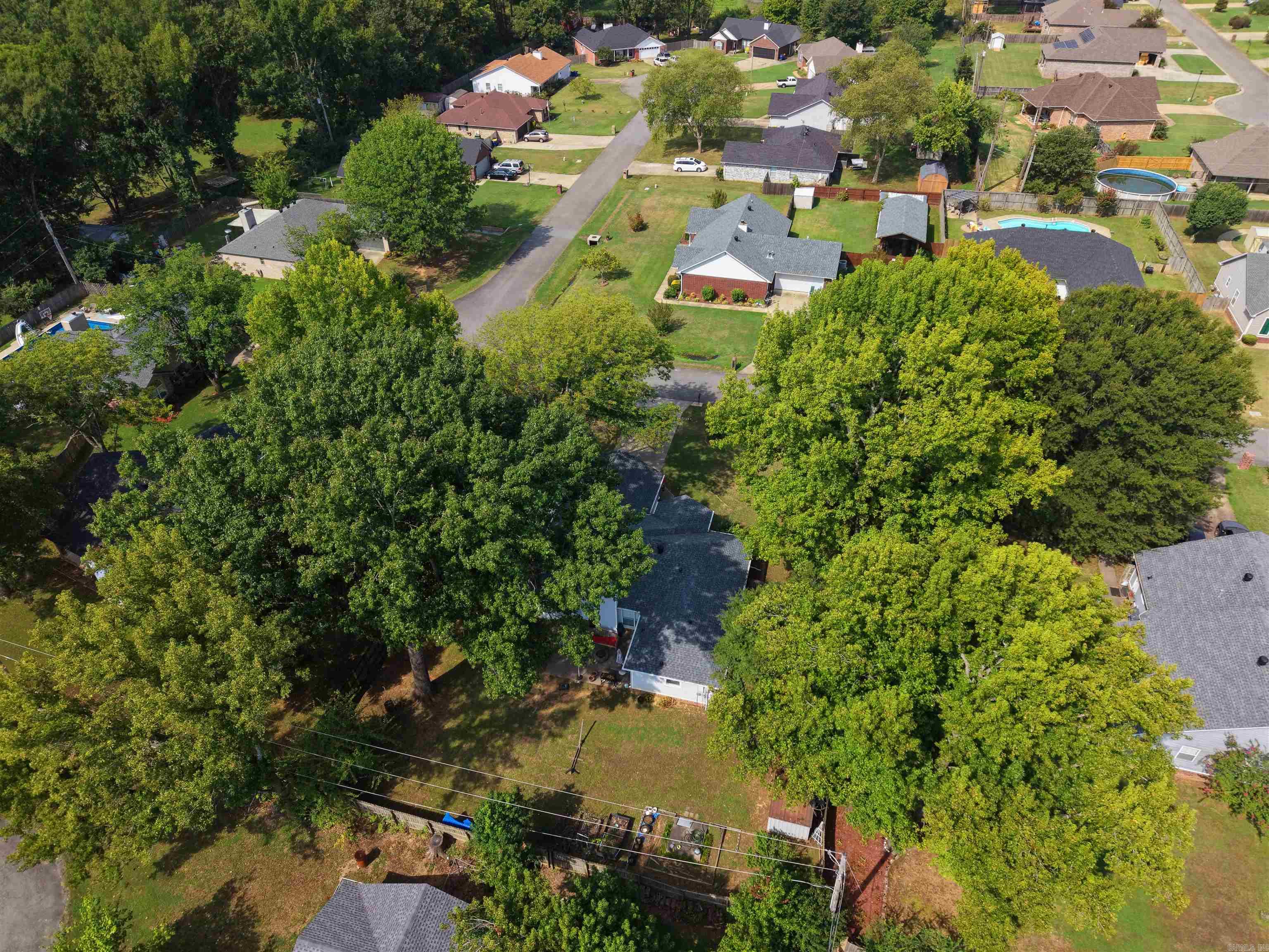 11 Crestwood Cove Property Photo 28