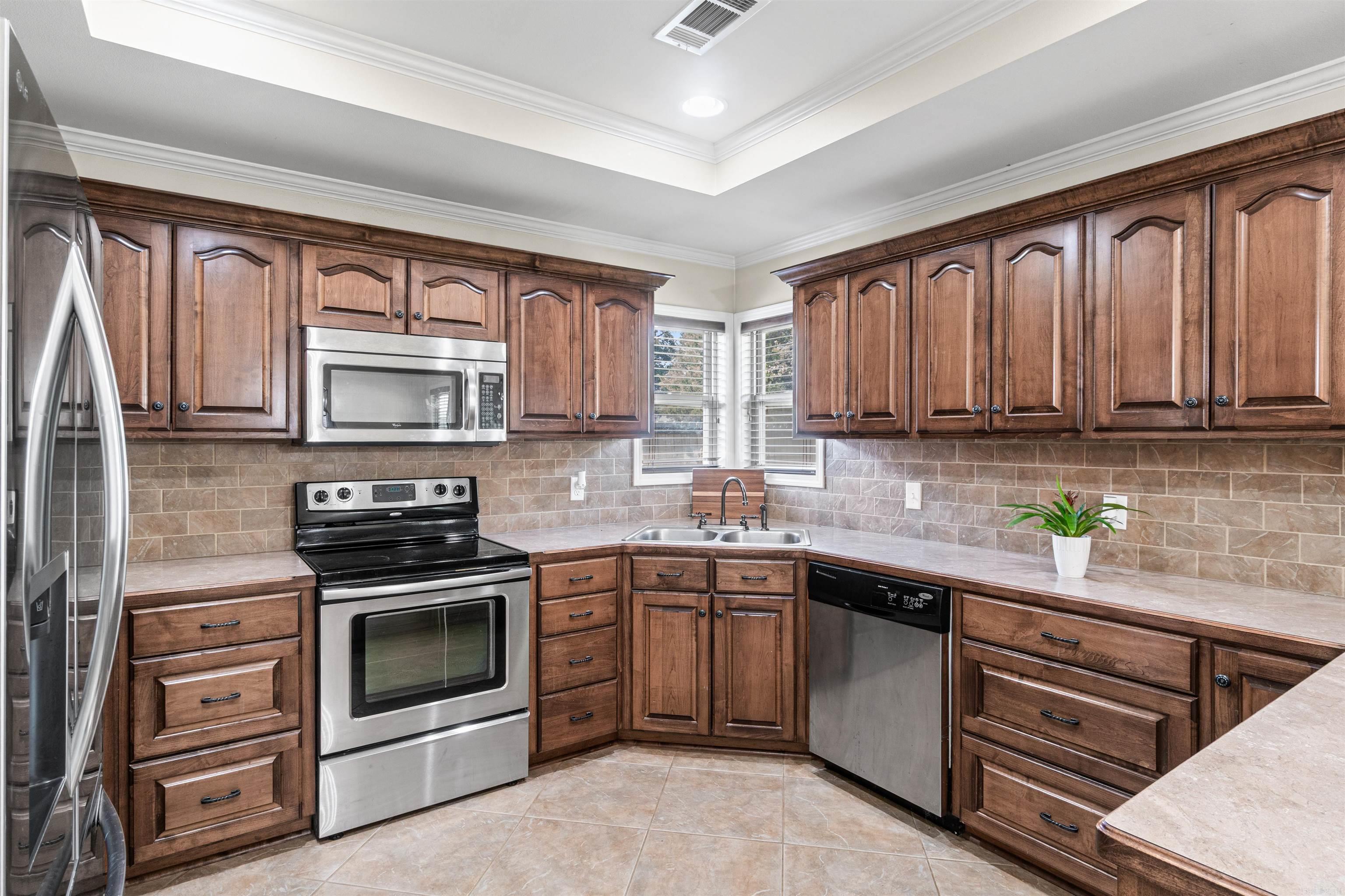 5 Smokey Ridge Court Property Photo 8