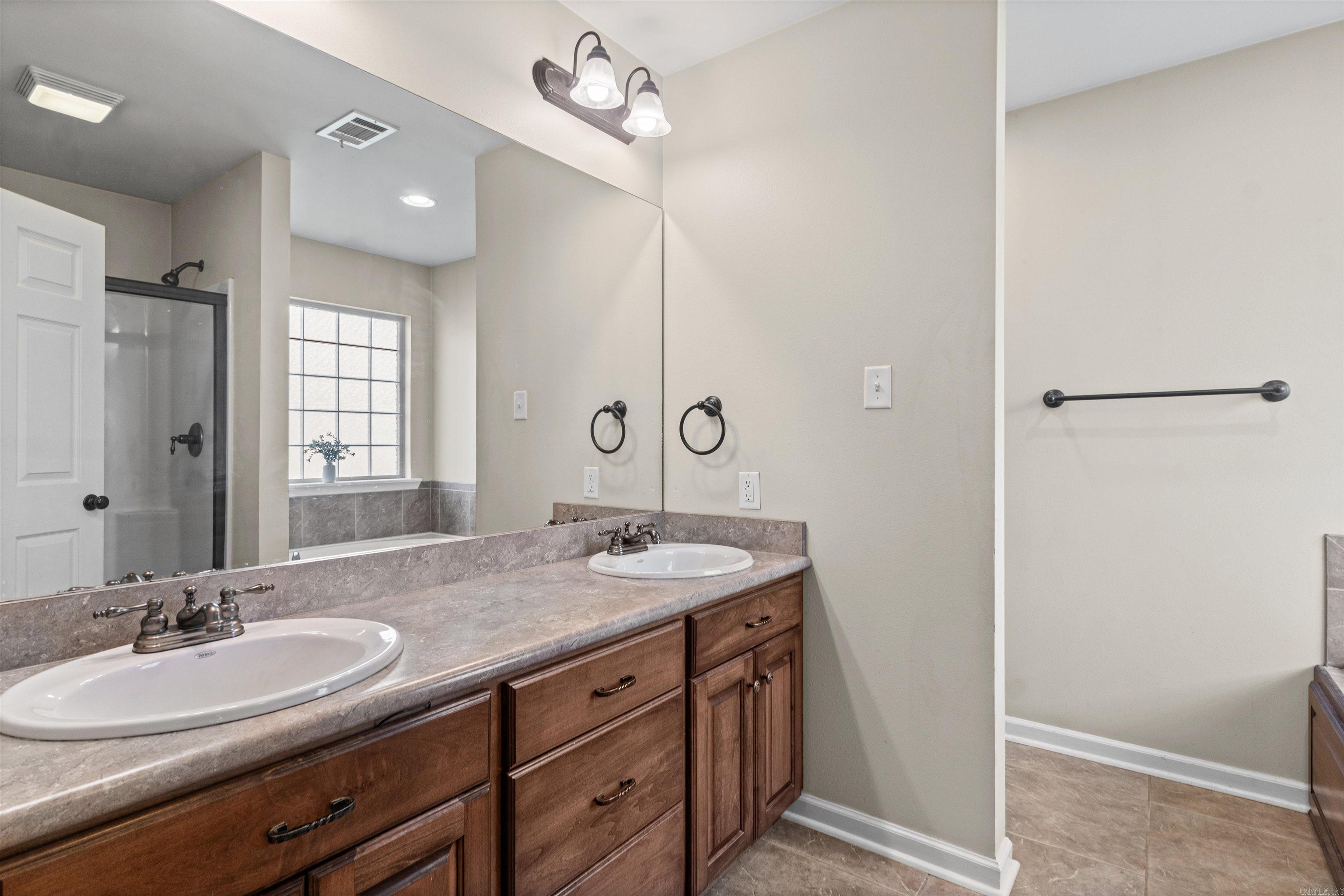 5 Smokey Ridge Court Property Photo 15