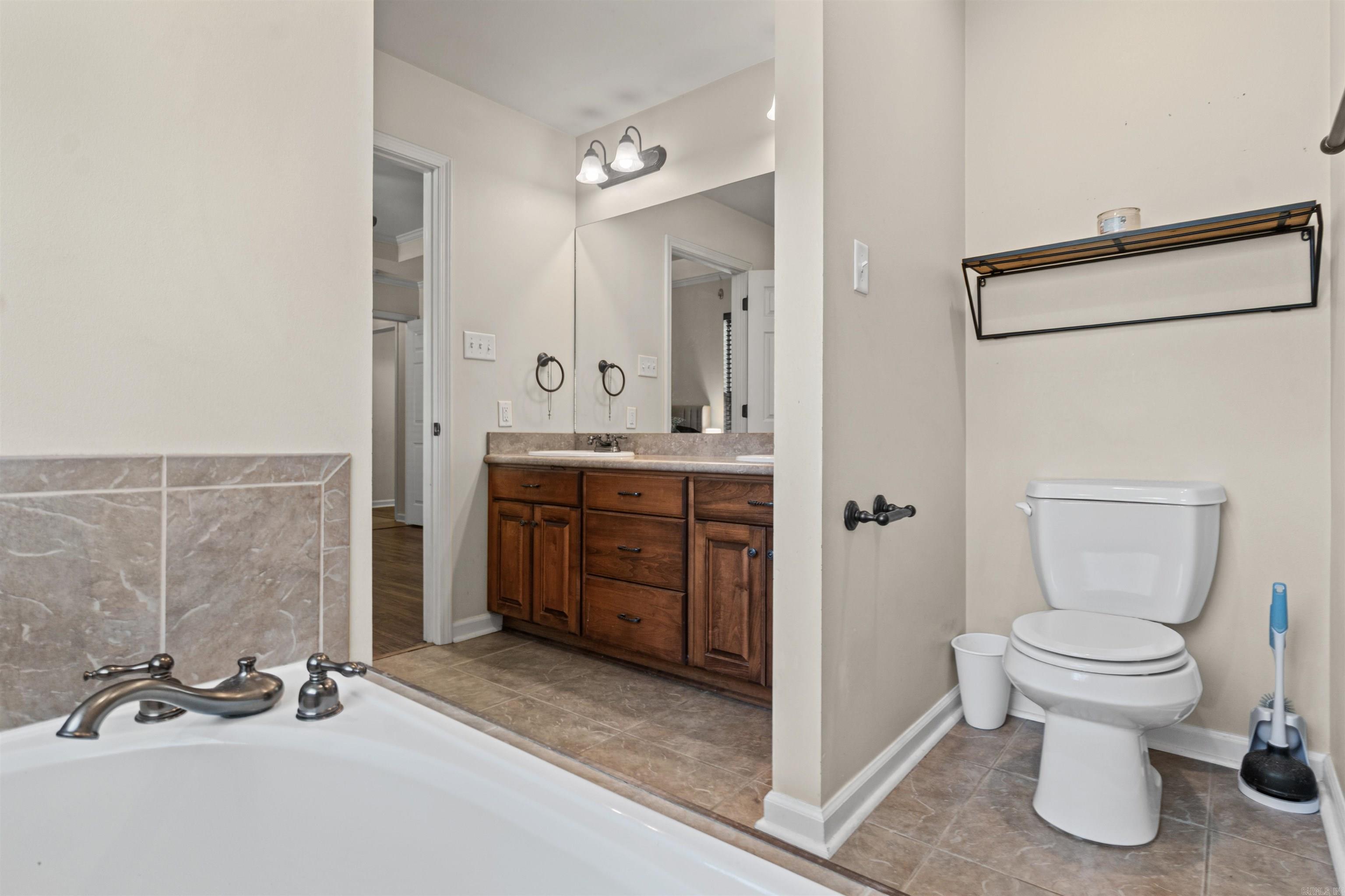 5 Smokey Ridge Court Property Photo 16