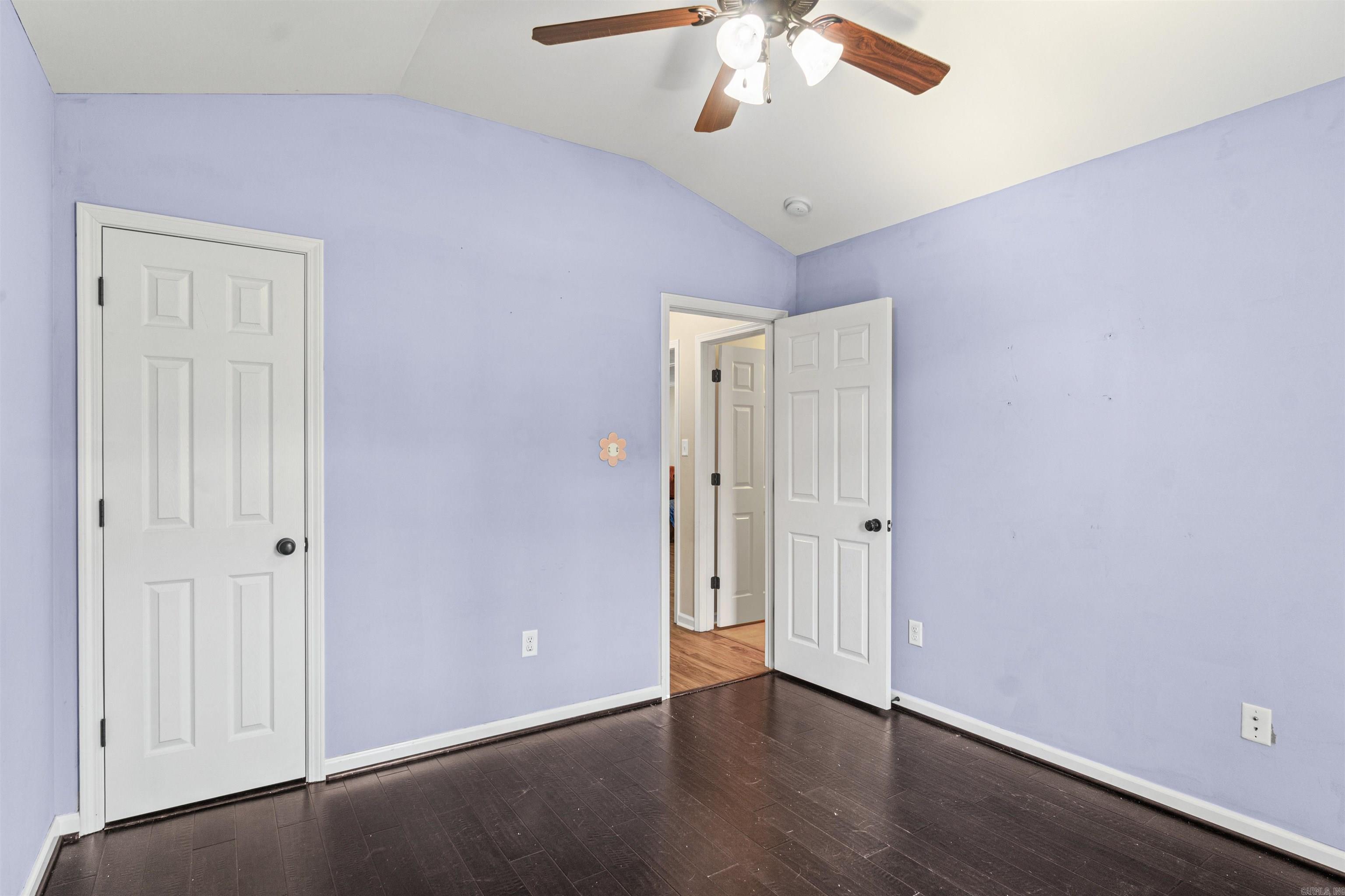 5 Smokey Ridge Court Property Photo 22