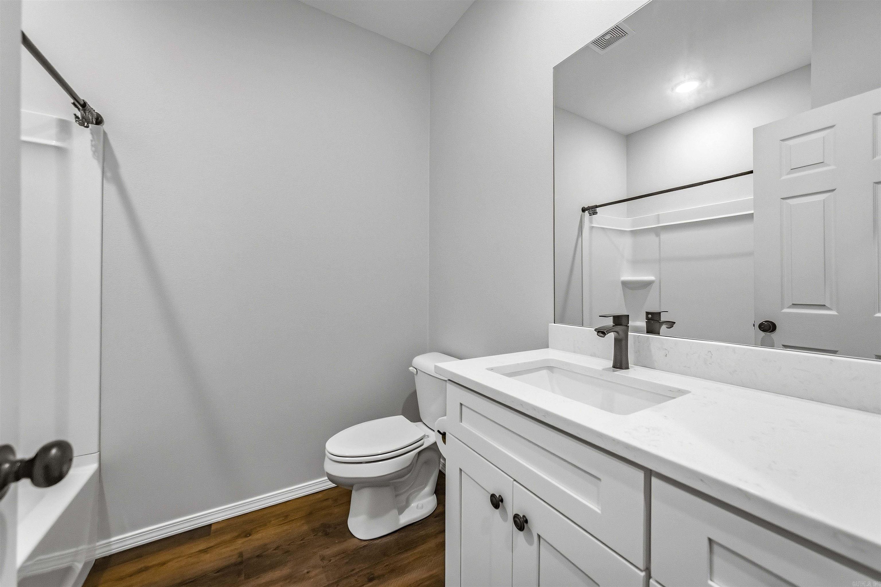 3543 Village Walk Drive Property Photo 20