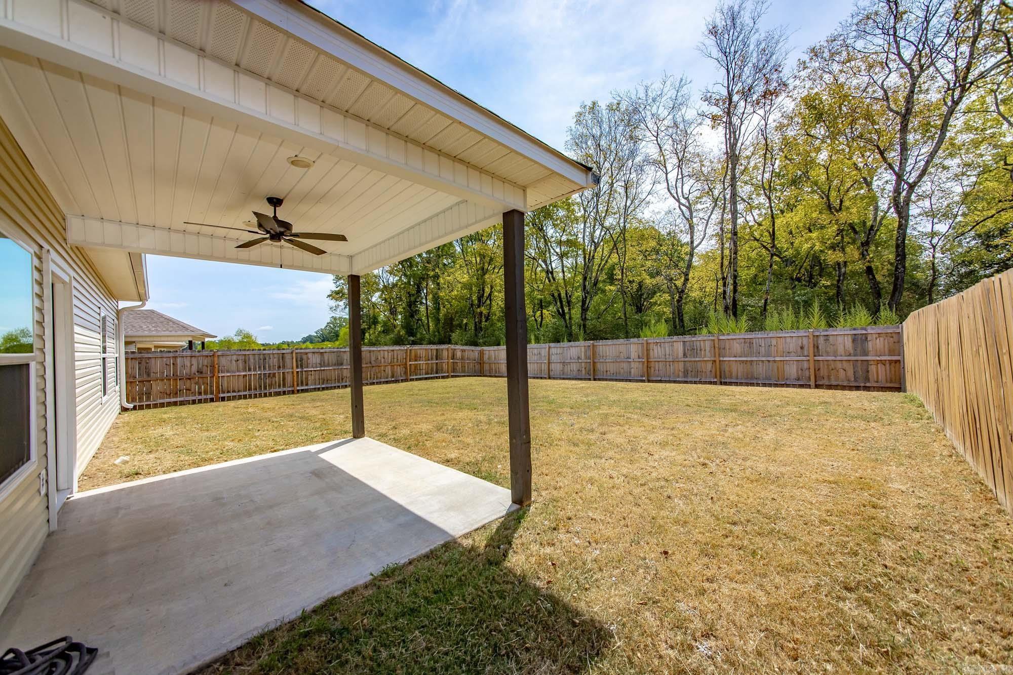 3543 Village Walk Drive Property Photo 27
