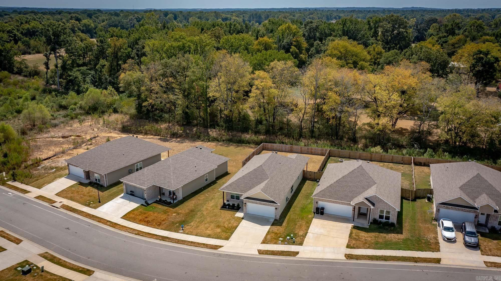 3543 Village Walk Drive Property Photo 33