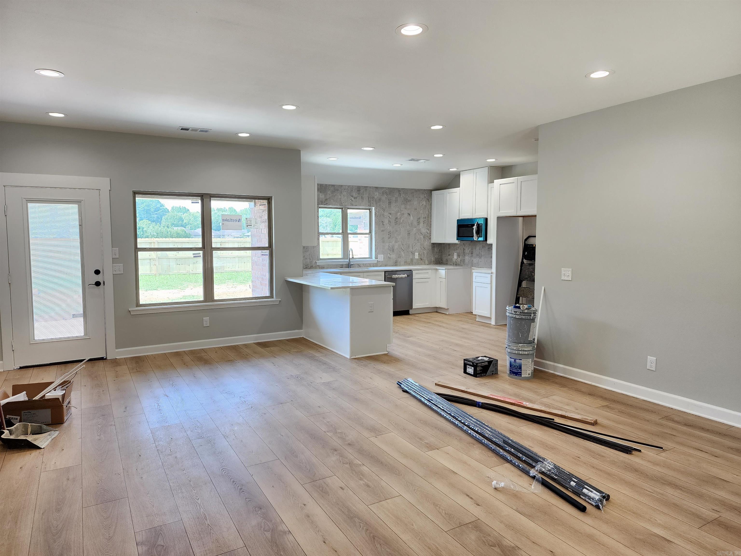 308 Walker Road Property Photo 4