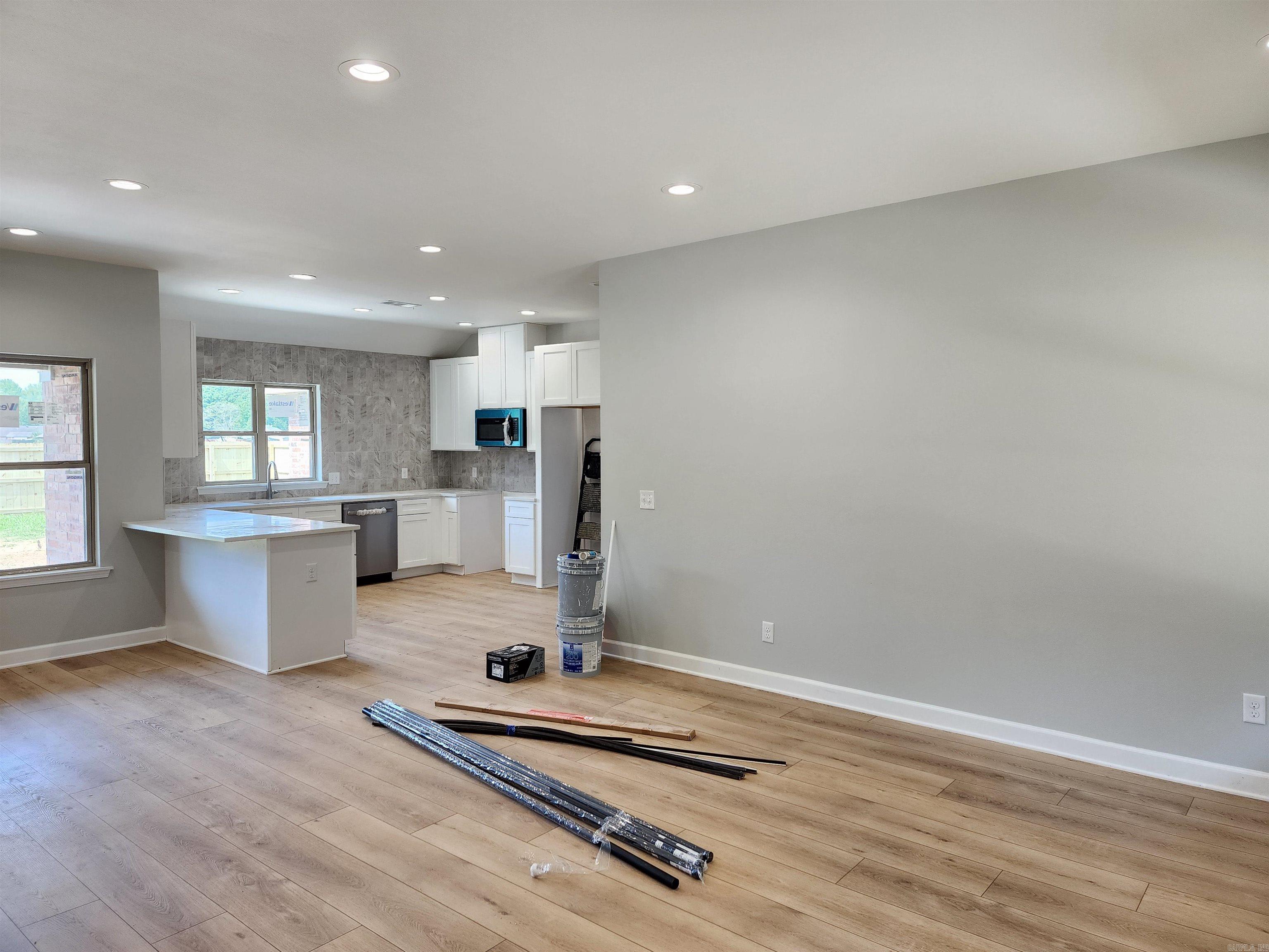 308 Walker Road Property Photo 5