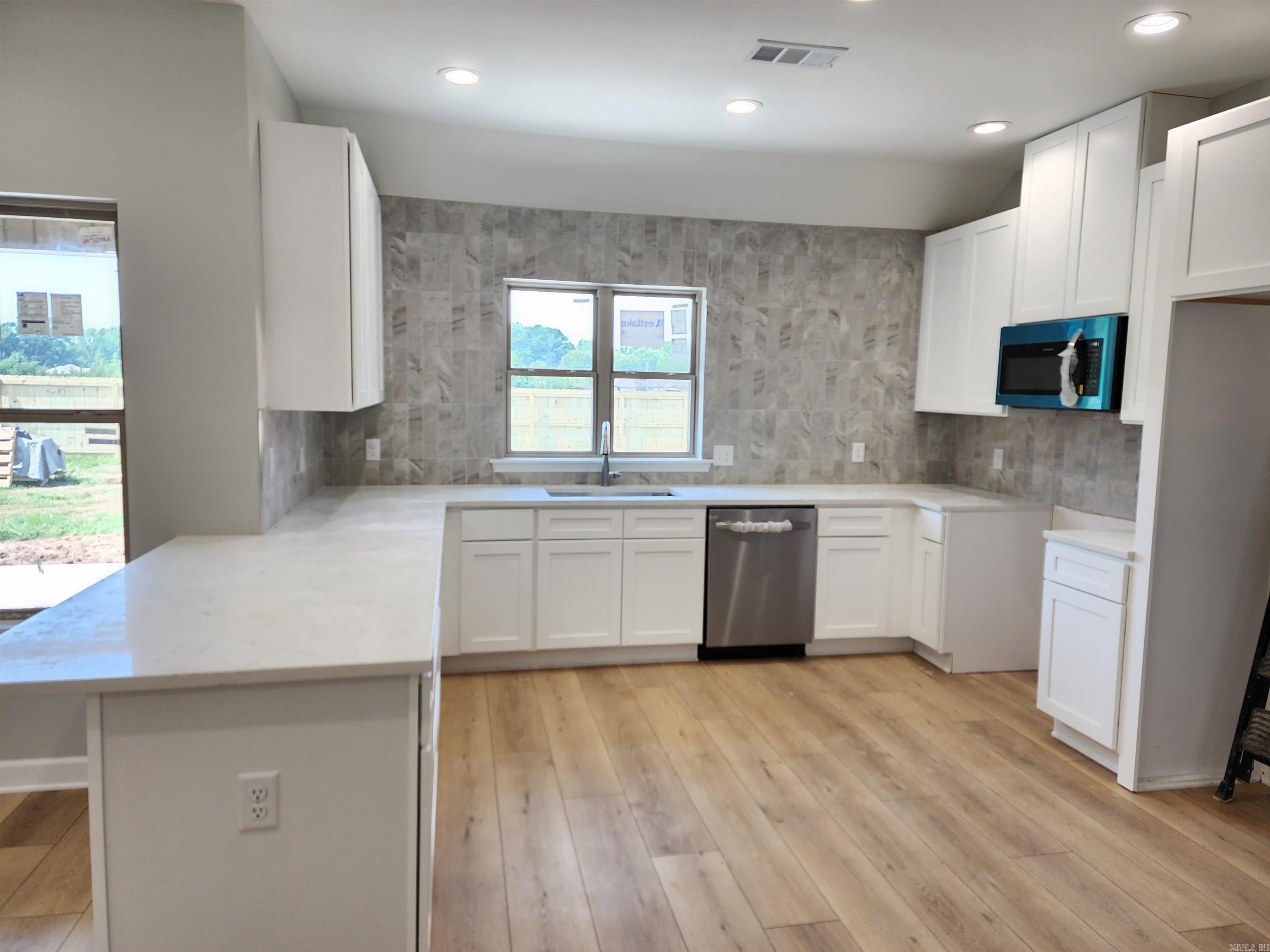 308 Walker Road Property Photo 11