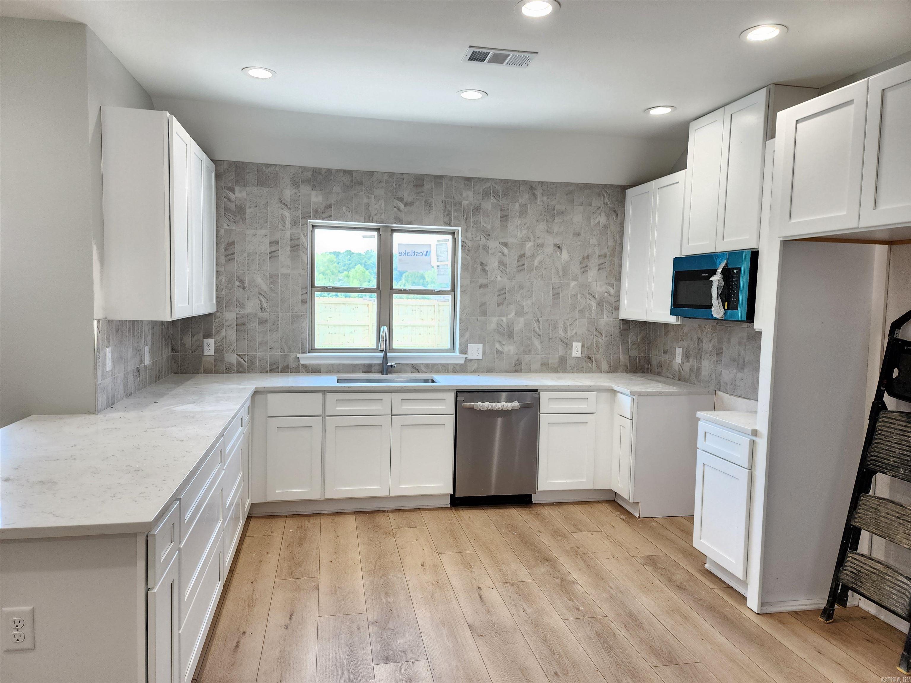 308 Walker Road Property Photo 14