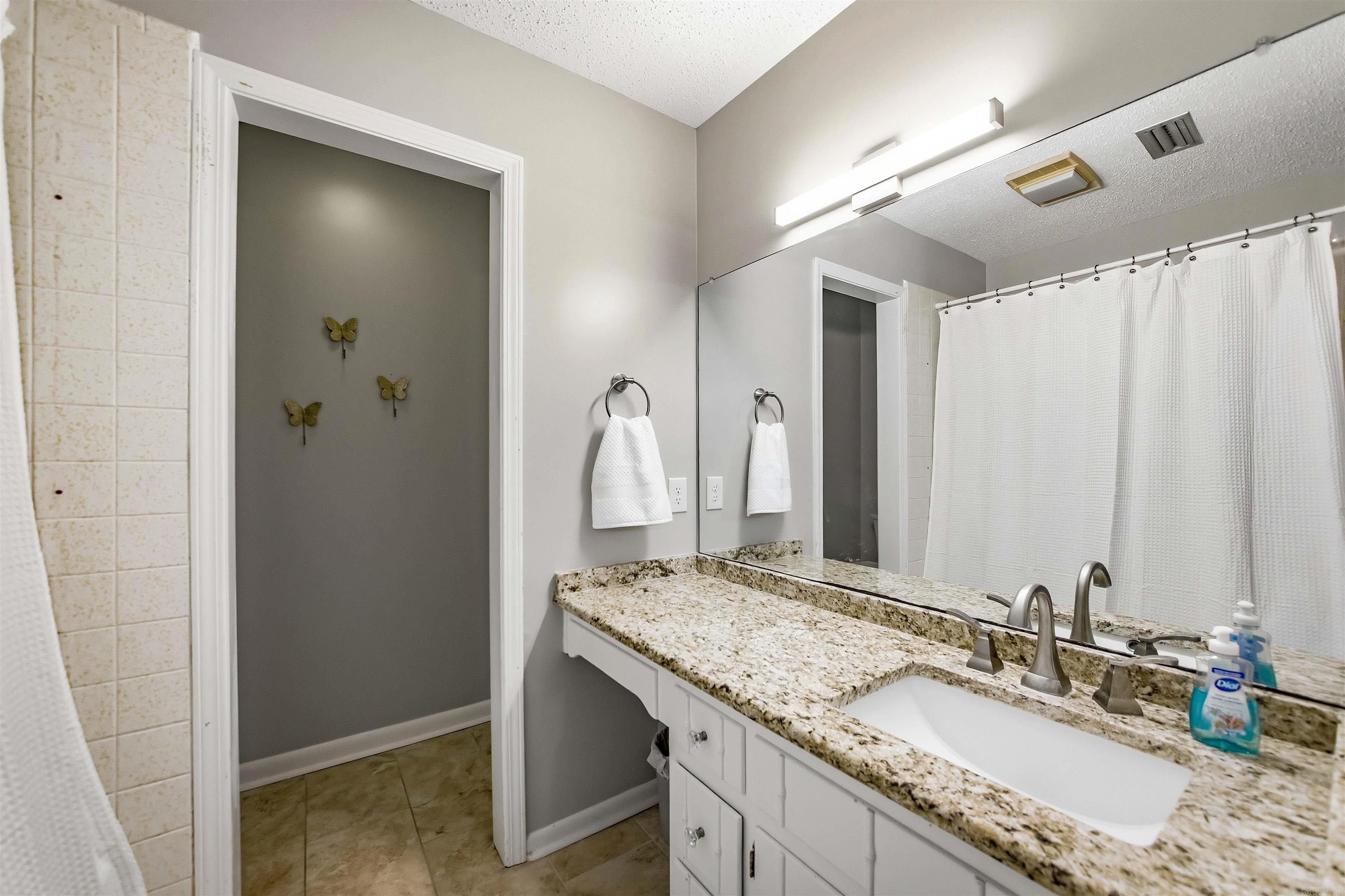 204 Cherry Street Property Photo 30
