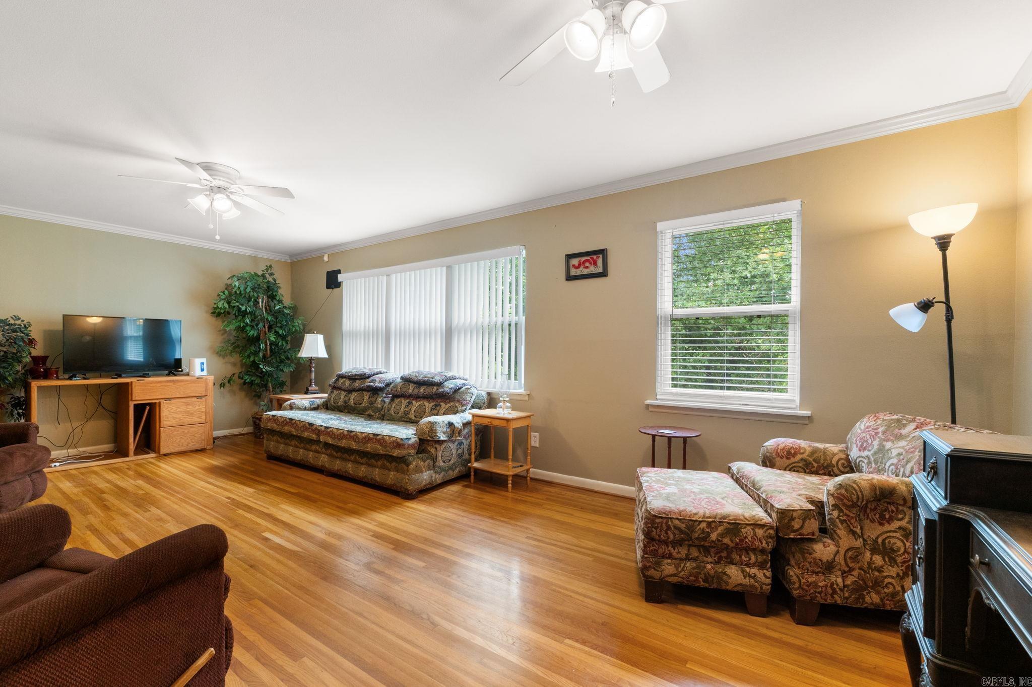 618 Hall Drive Property Photo 4