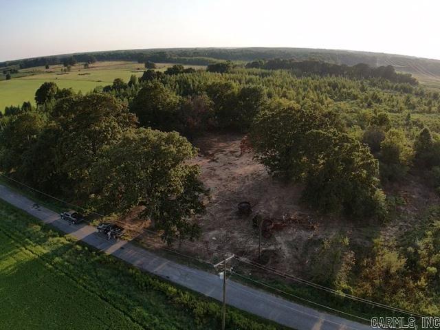 5290 Raborn Rd Property Photo 4