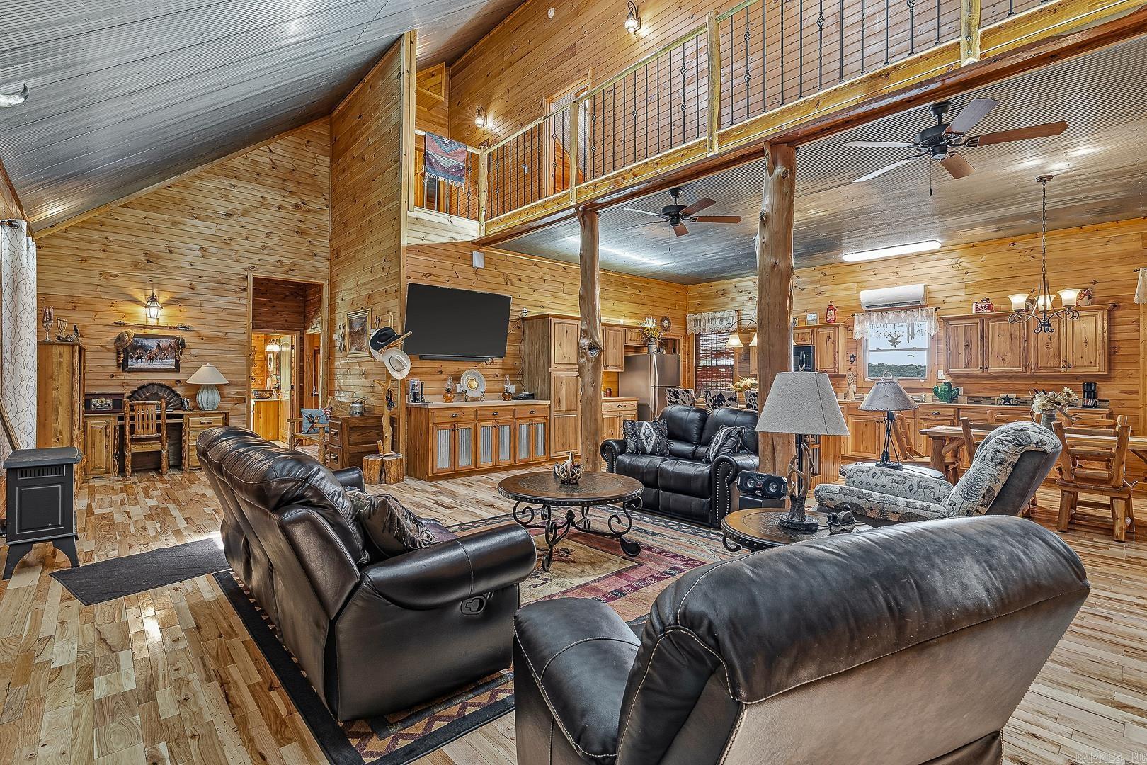 1352 Endless Road Property Photo 22