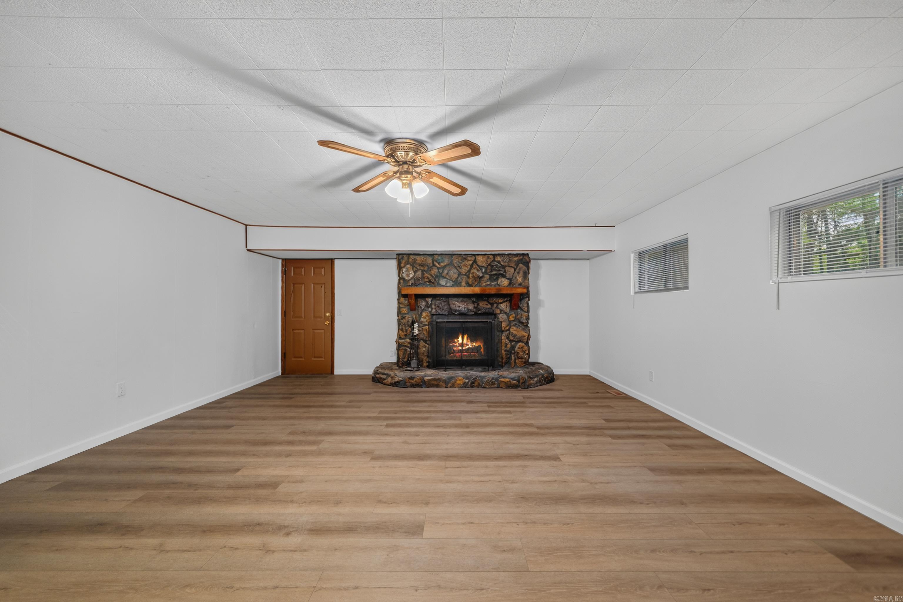 309 Lakeside Road Property Photo 8