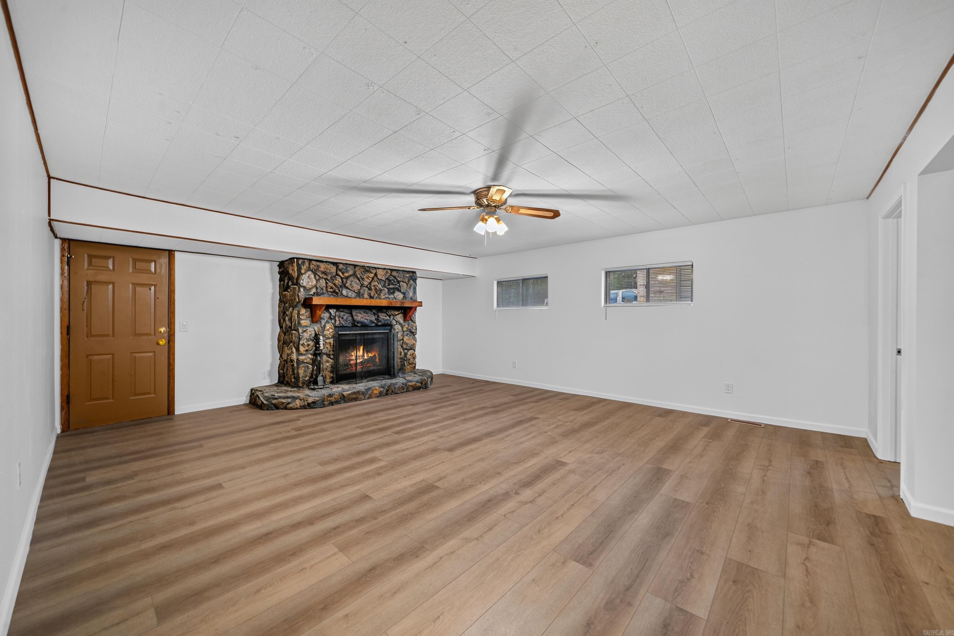 309 Lakeside Road Property Photo 9