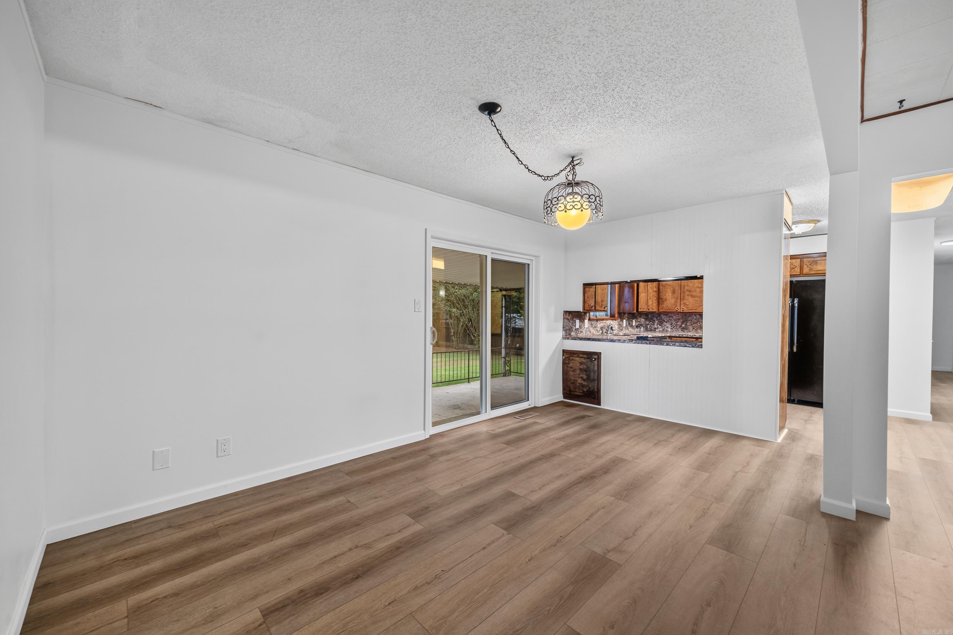 309 Lakeside Road Property Photo 12