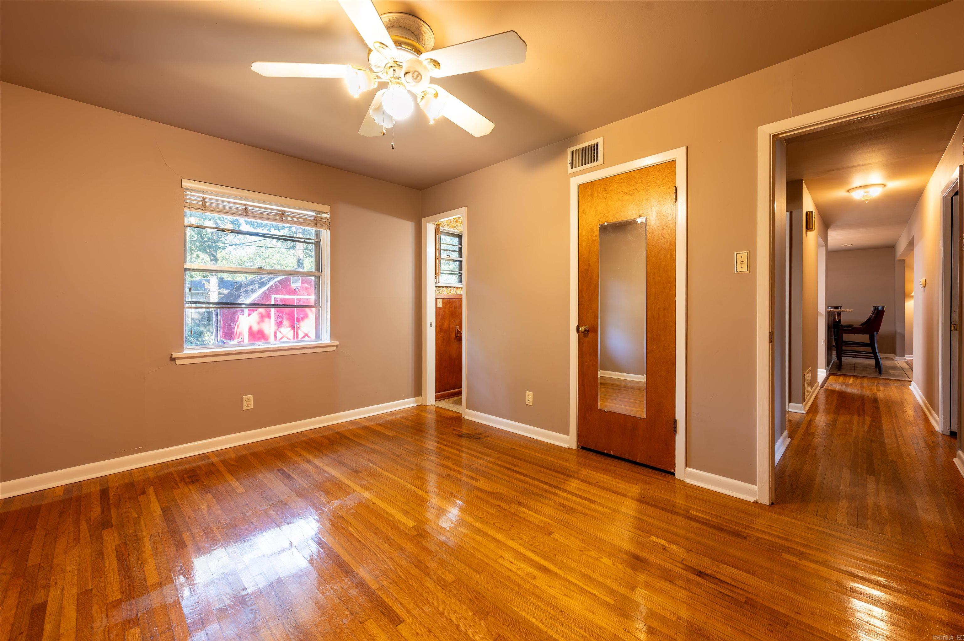 6209 Pawnee Drive Property Photo 12