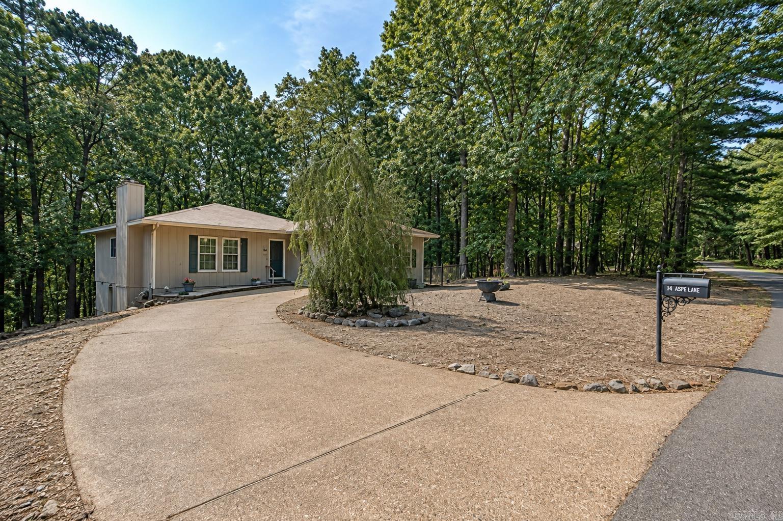 14 Aspe Lane Property Photo 1