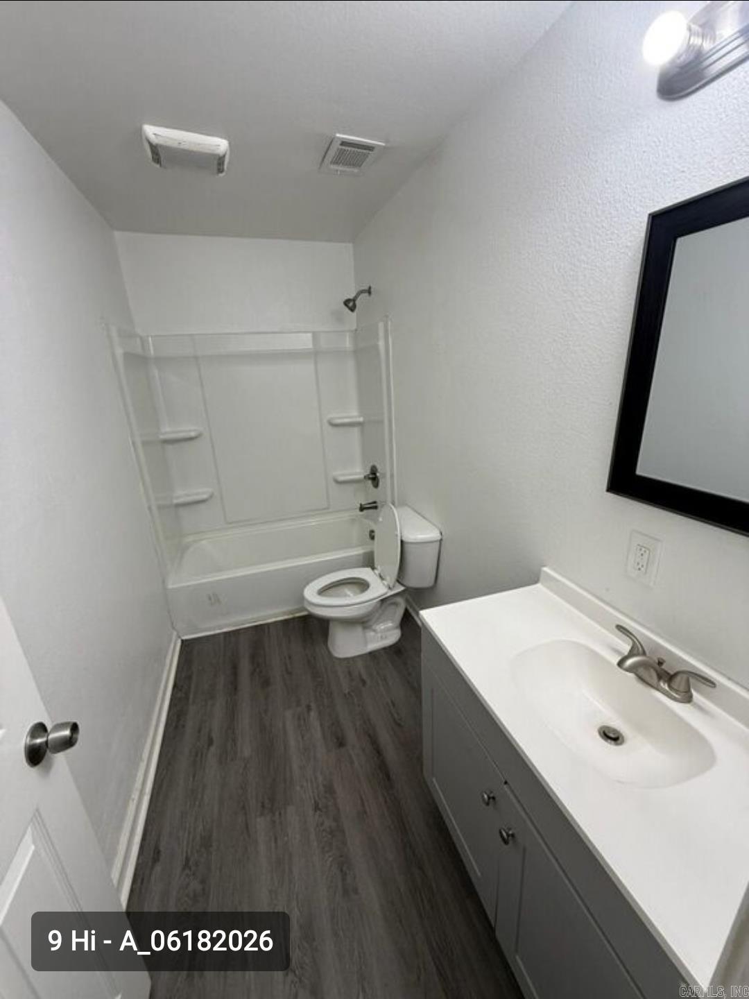 9 Hiland Place Property Photo 6