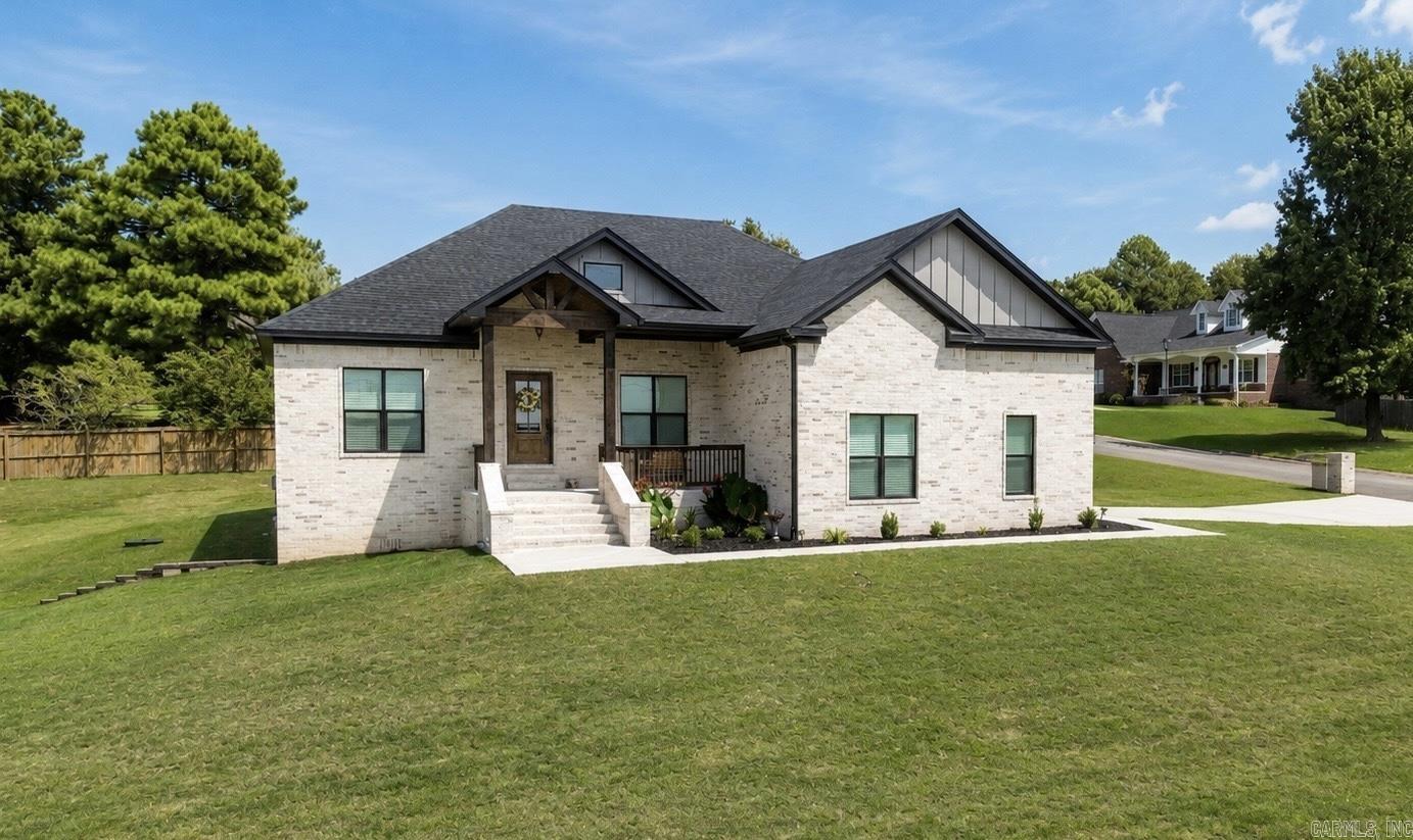 1 Whippoorwill Drive Property Photo 2