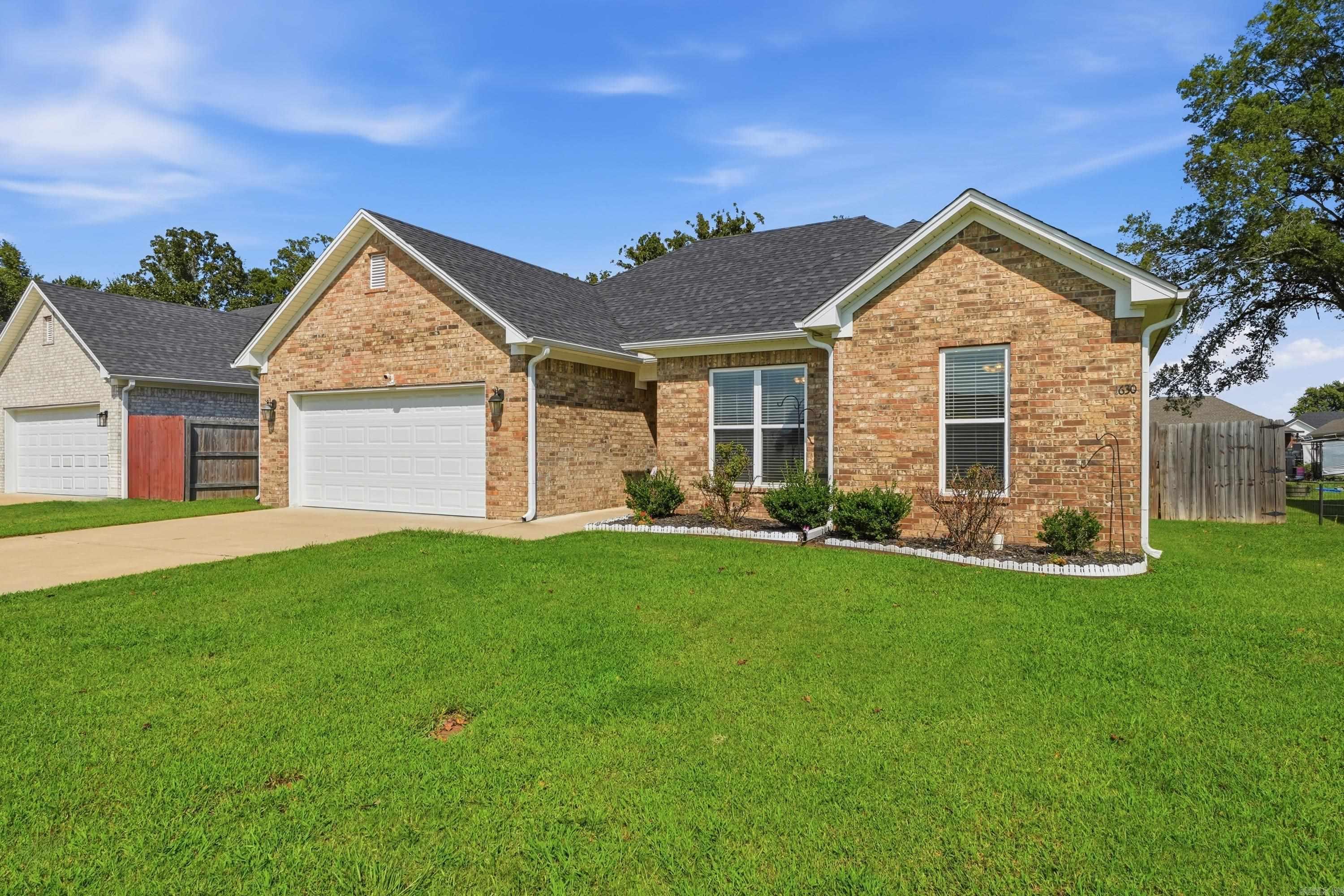 1630 Trison Ln Property Photo 2
