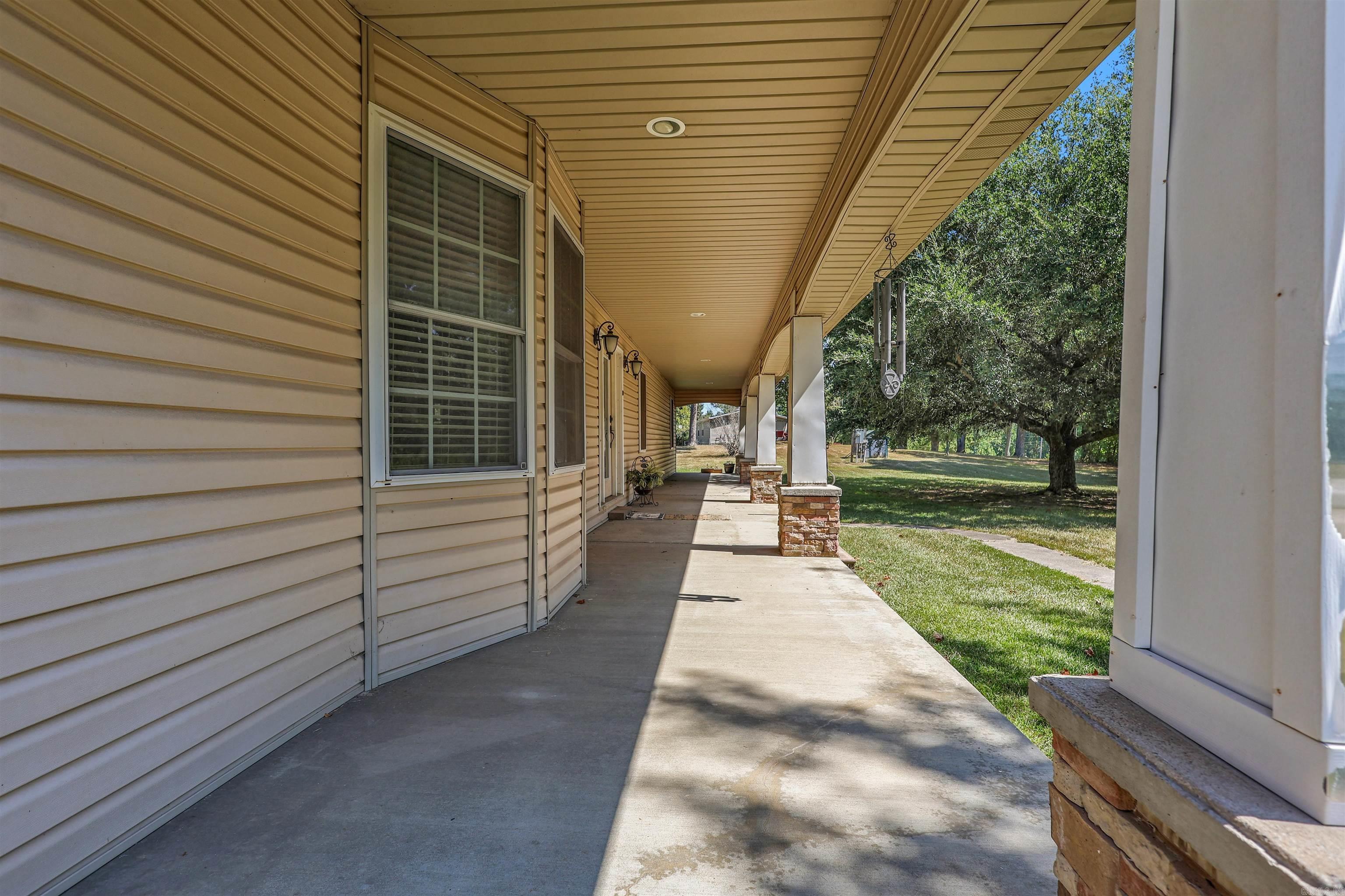 1906 Hwy 70 Property Photo 4