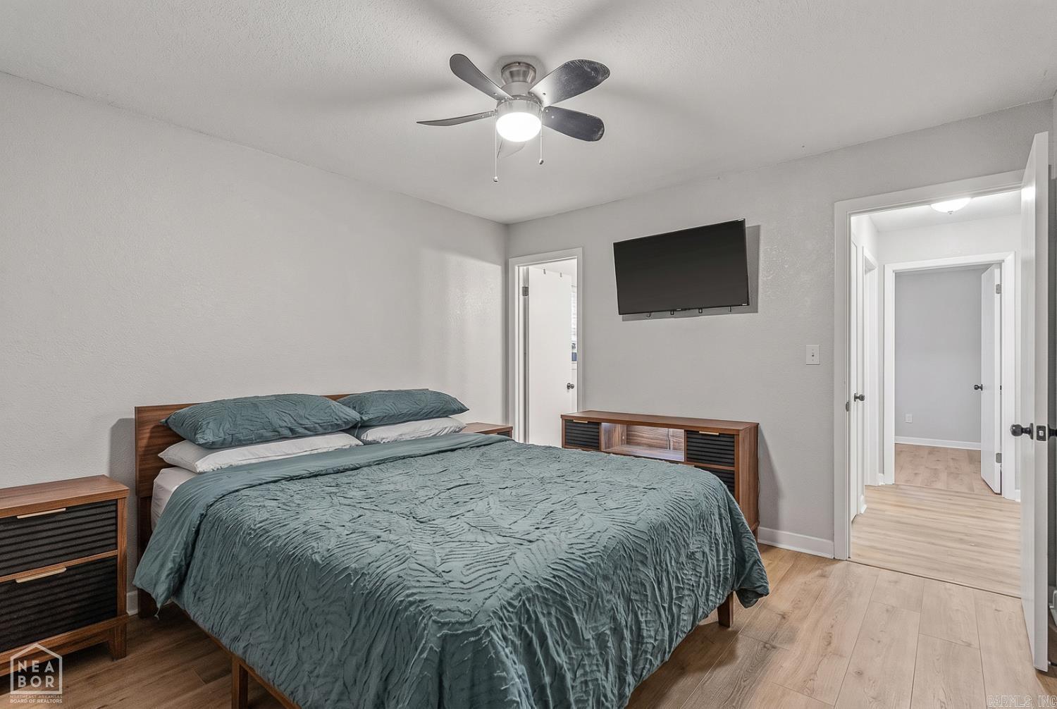 400 Saint Renee Drive Property Photo 12