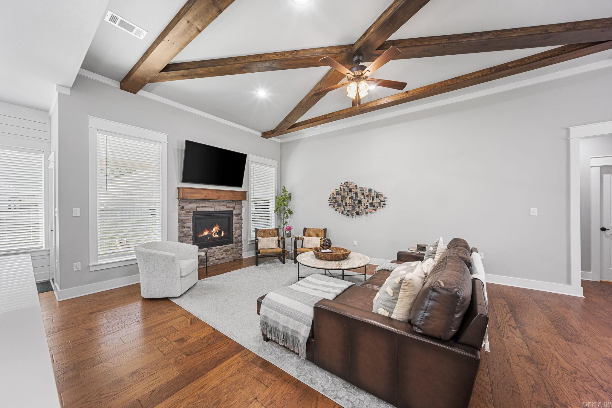 2509 Hurricane Gardens Drive Property Photo 6