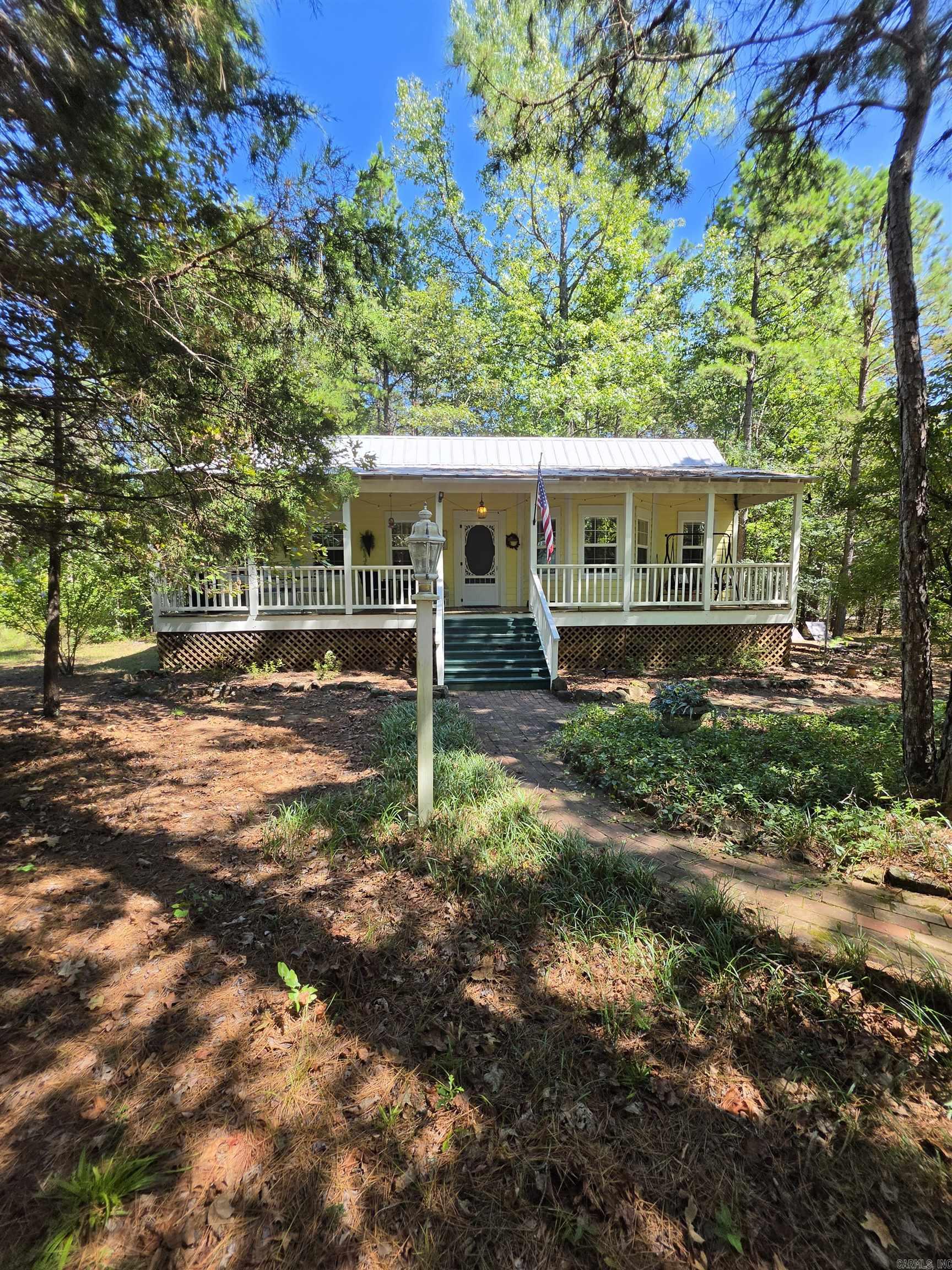 263 Cedar Wood Lane Property Photo 1