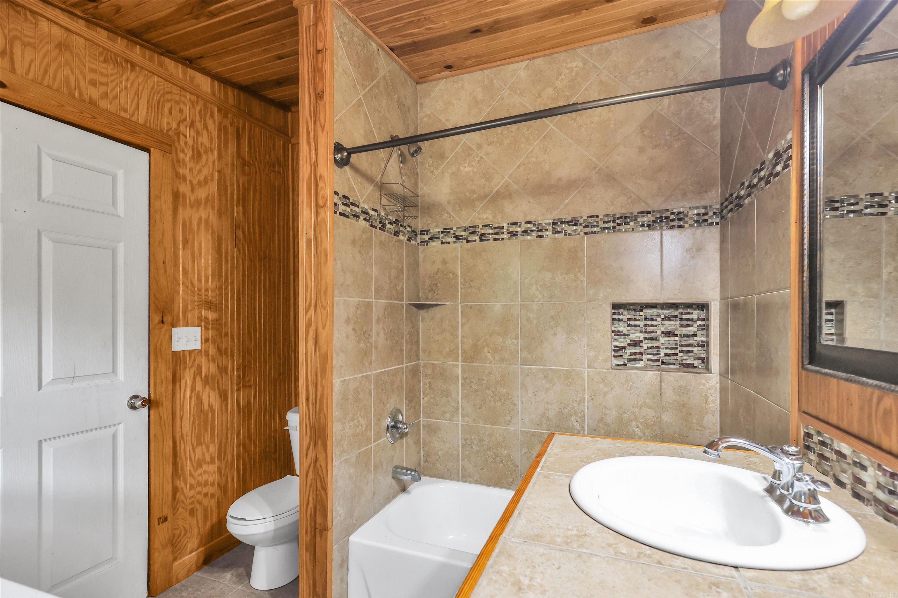 9 Bear Creek Property Photo 14