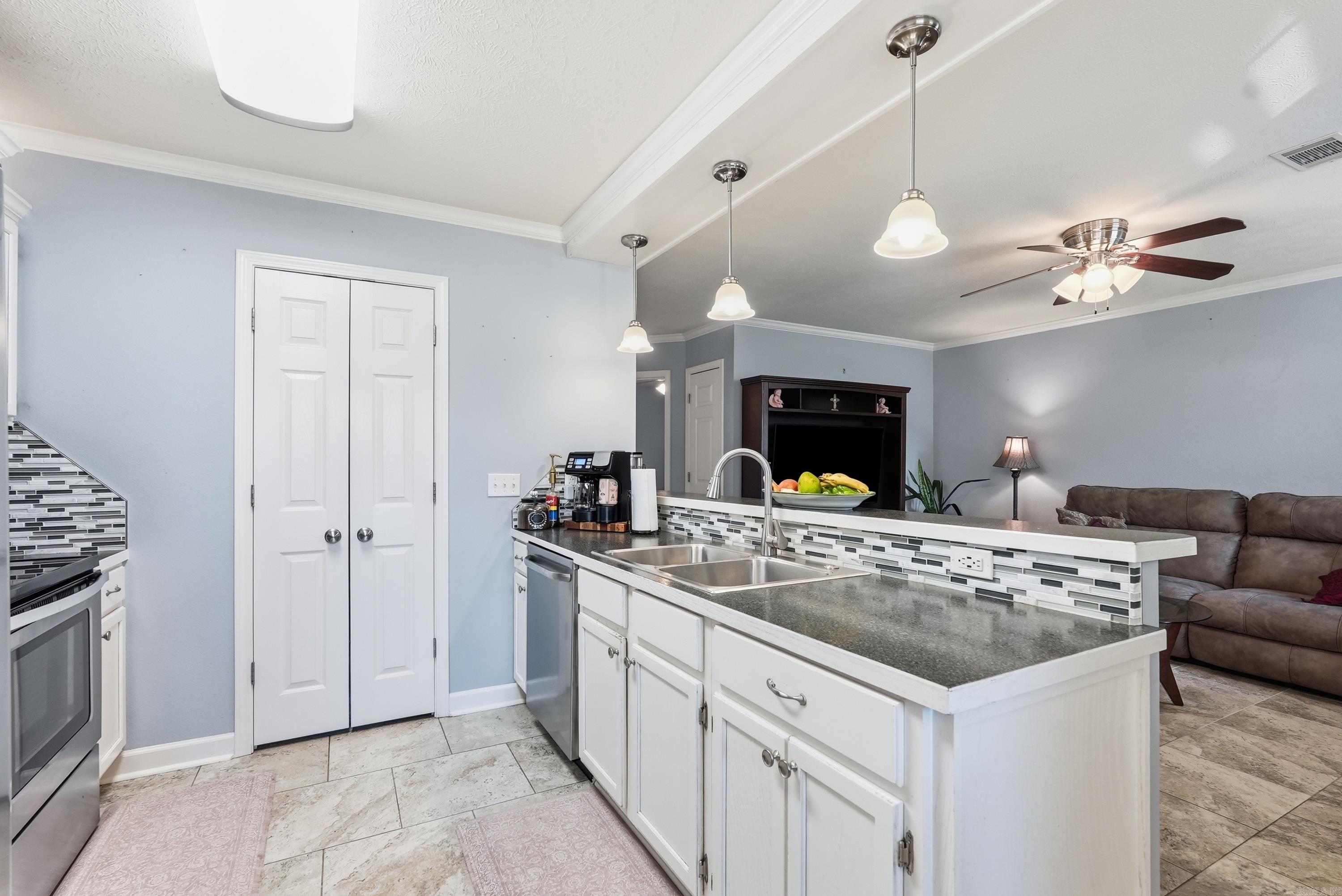 1750 Tuscany Drive Property Photo 17