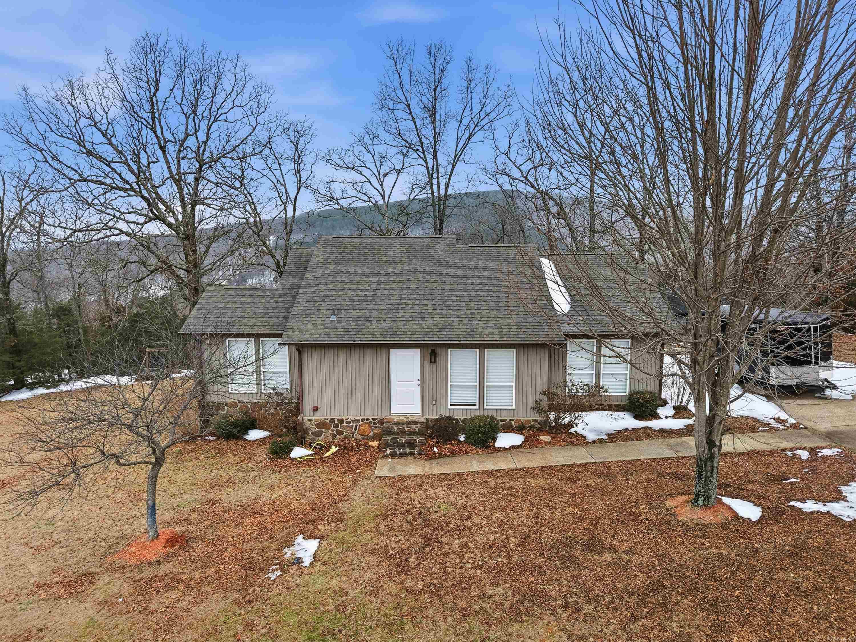 190 Hill Creek Road Property Photo 1