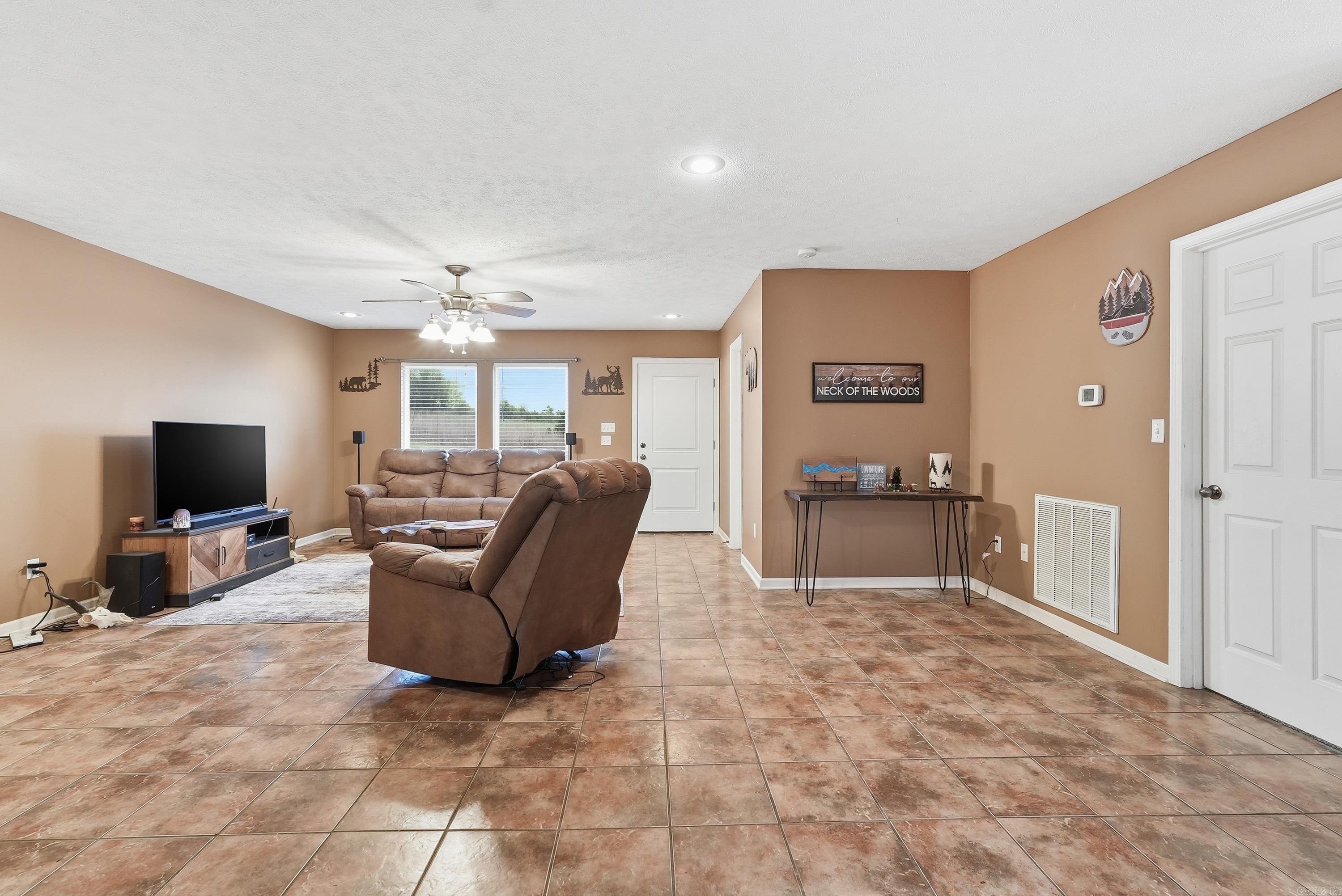 190 Hill Creek Road Property Photo 11