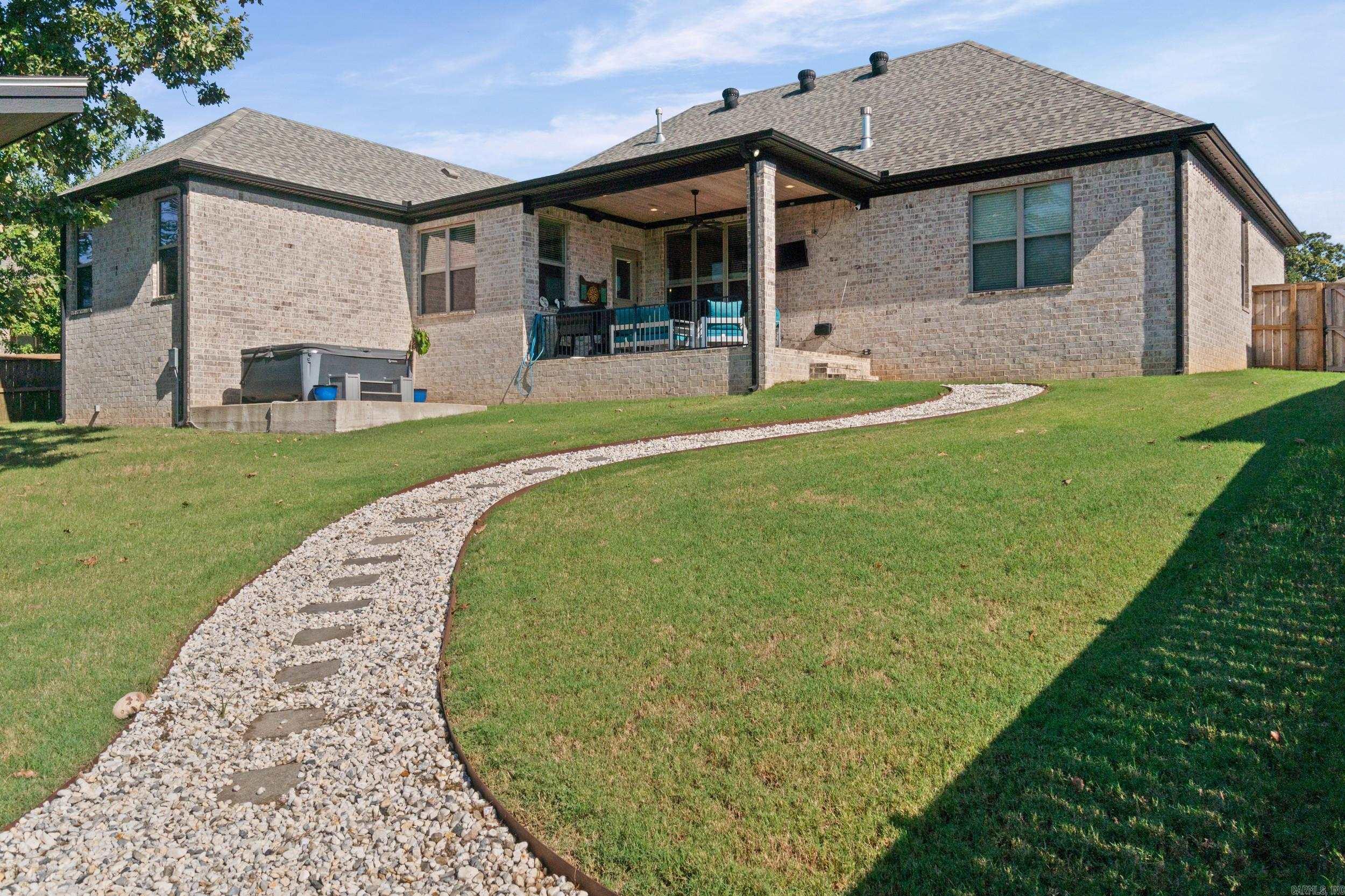 9941 Hickory Heights Drive Property Photo 23