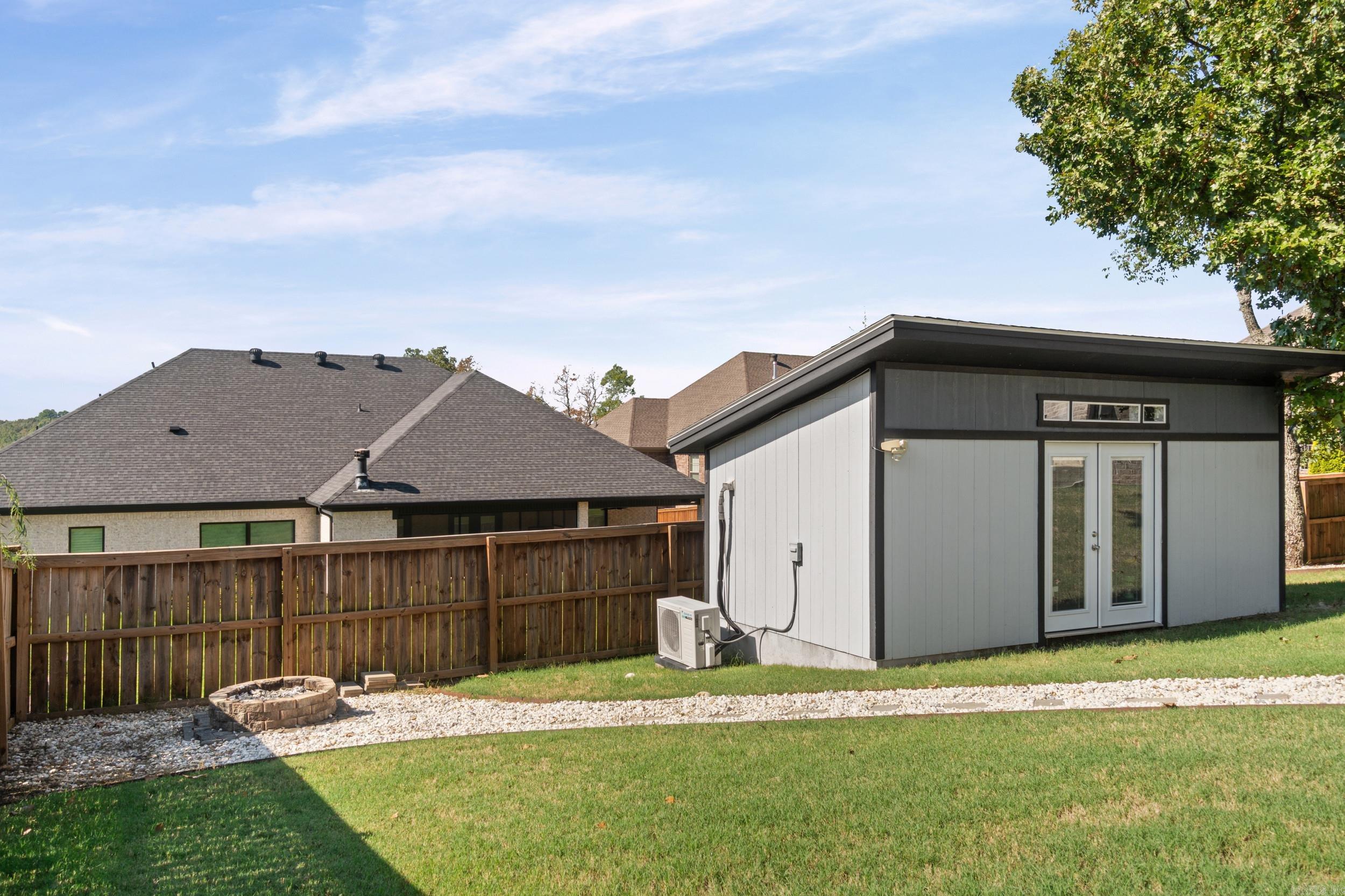 9941 Hickory Heights Drive Property Photo 24