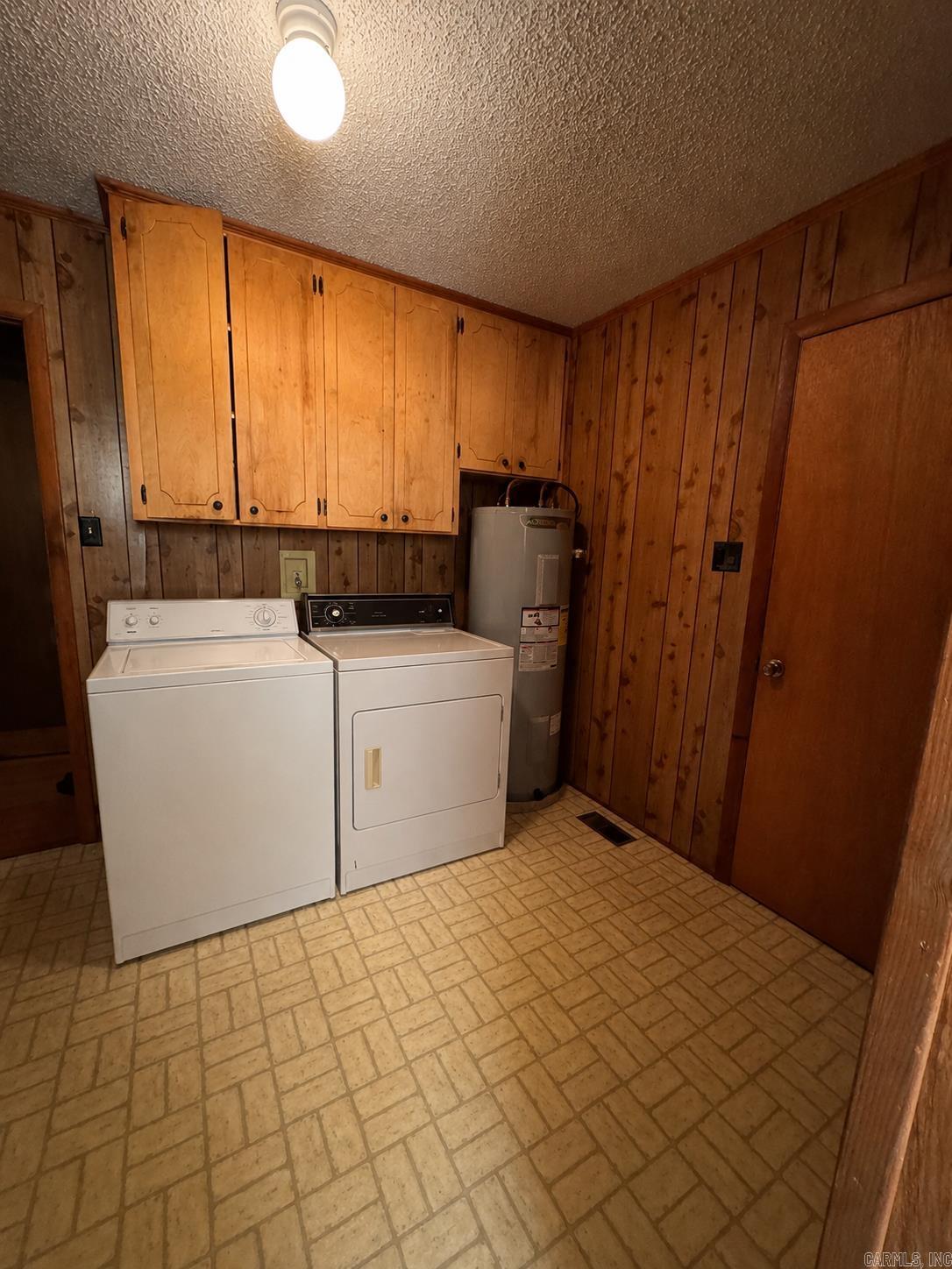 5541 Sunshine Property Photo 6