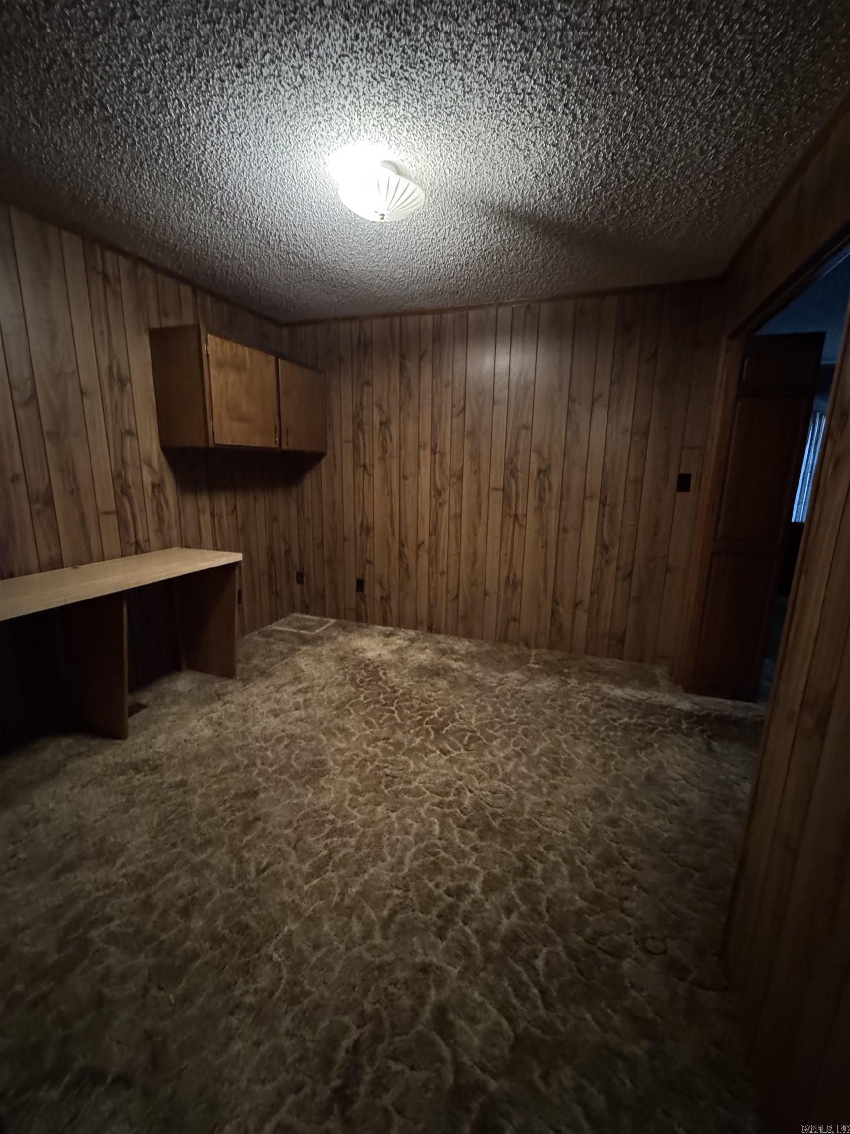 5541 Sunshine Property Photo 8