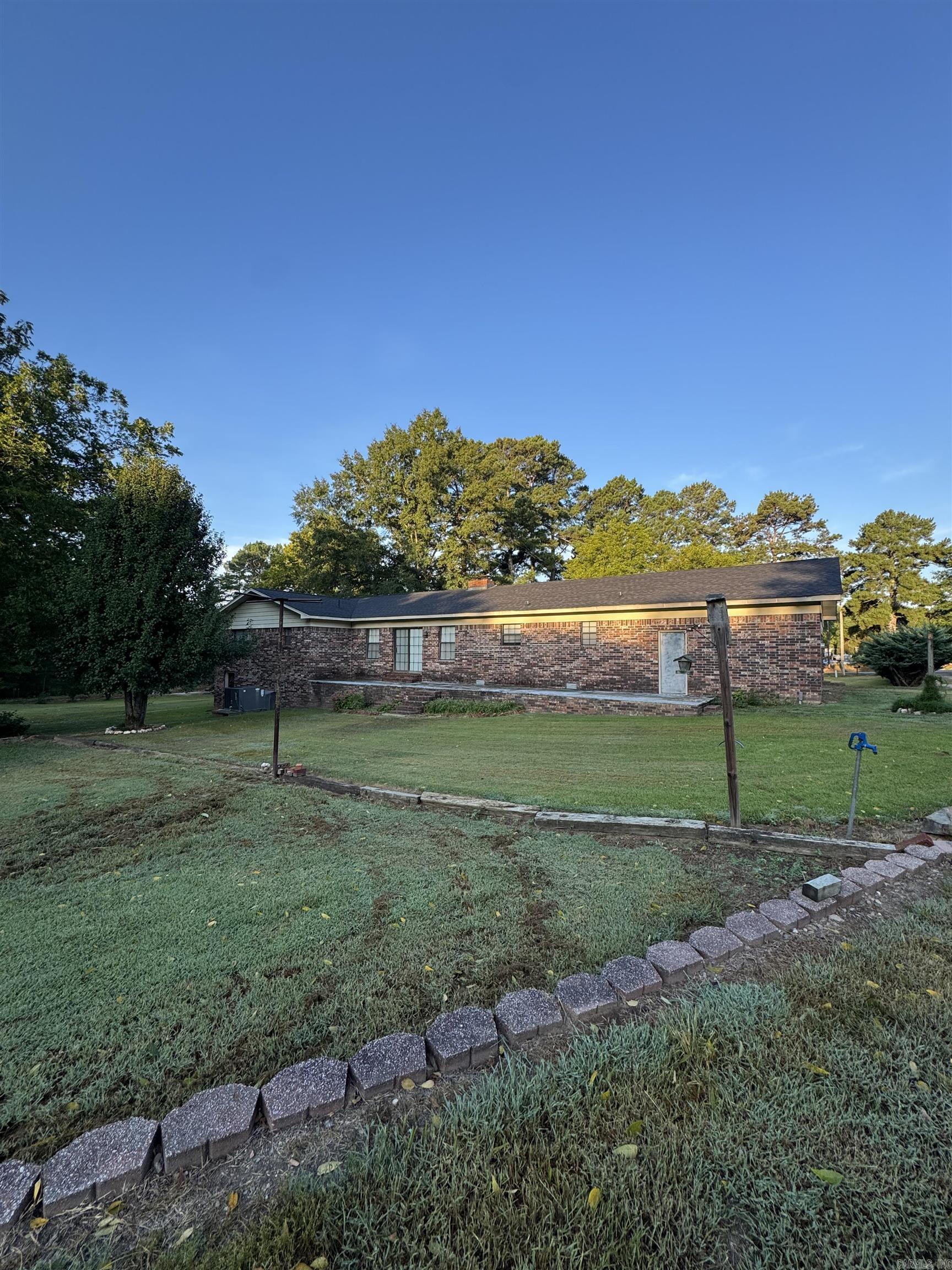 5541 Sunshine Property Photo 11
