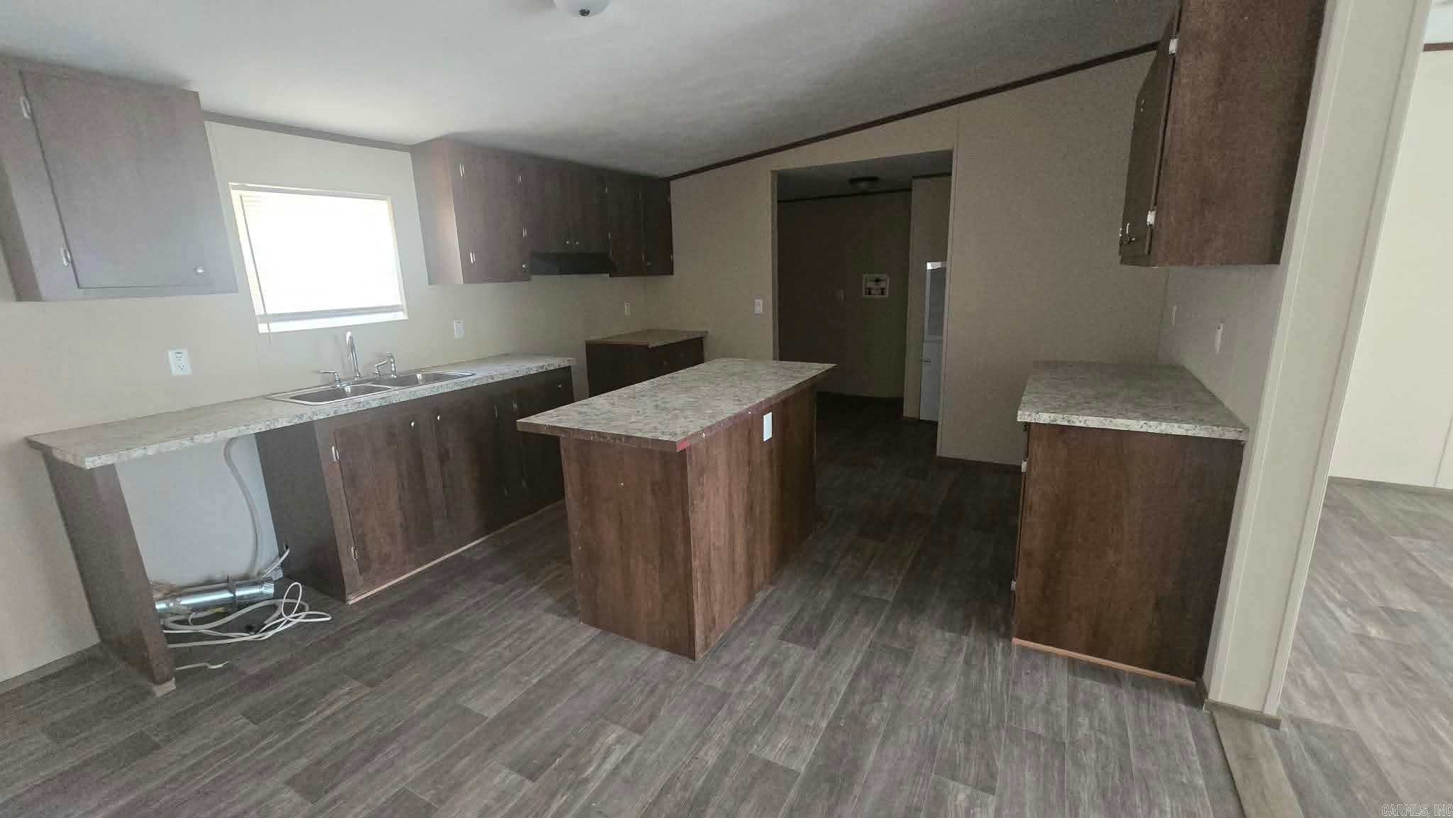 2511 Jackson 6 Property Photo 6