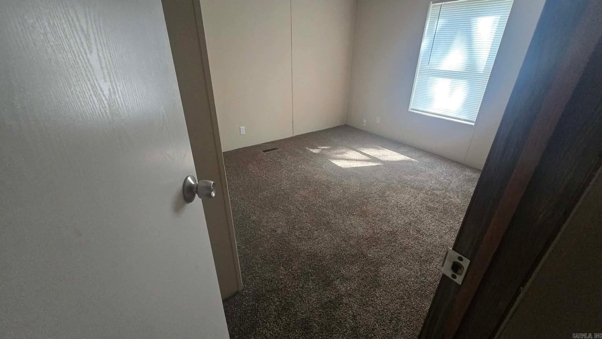2511 Jackson 6 Property Photo 13