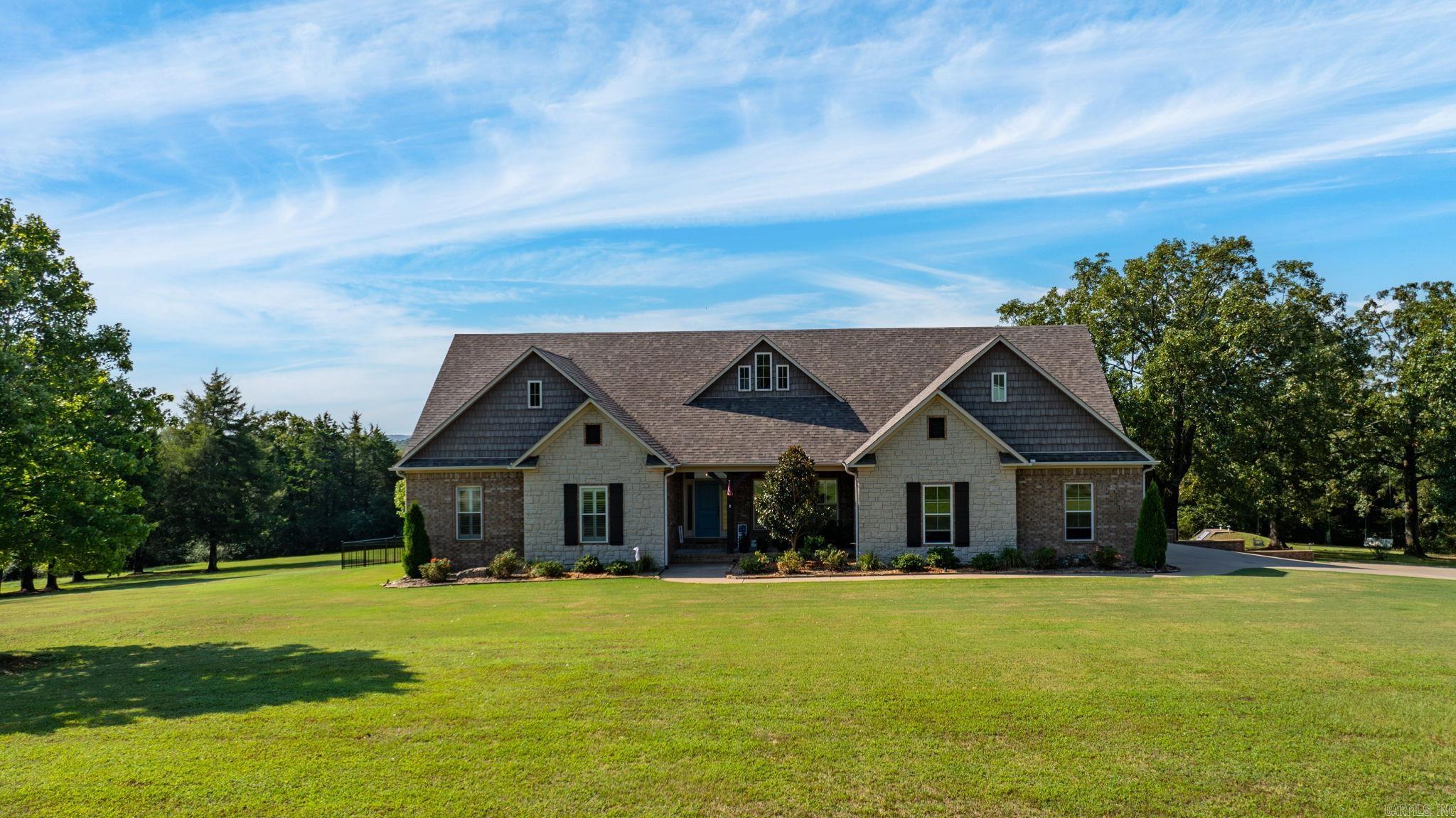 4 Woodridge Drive Property Photo 1