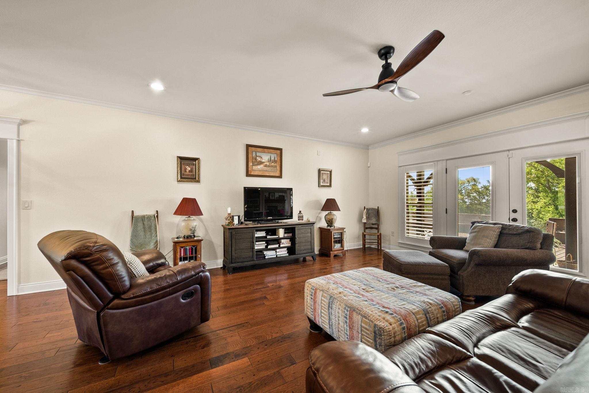 4 Woodridge Drive Property Photo 9