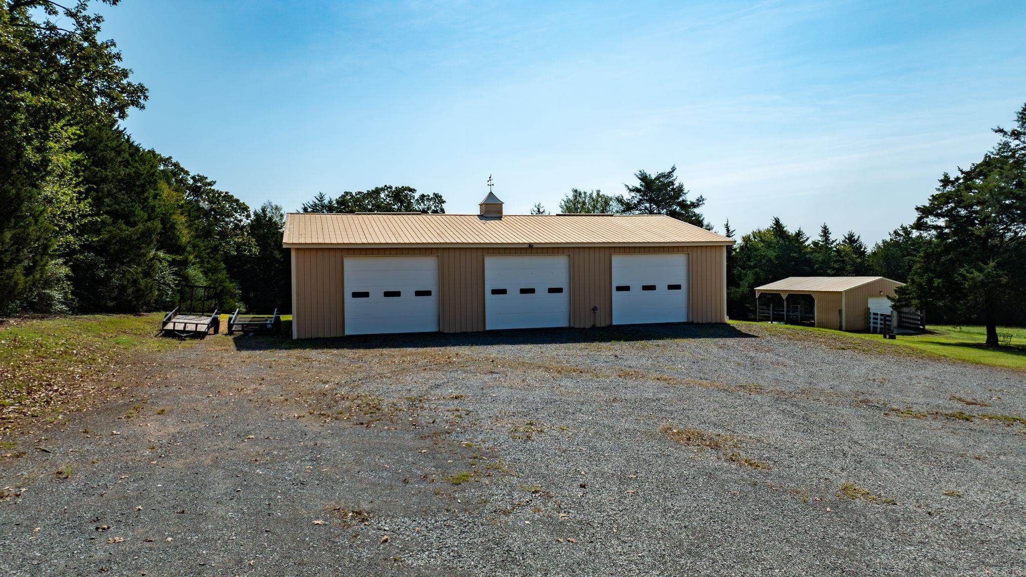4 Woodridge Drive Property Photo 40