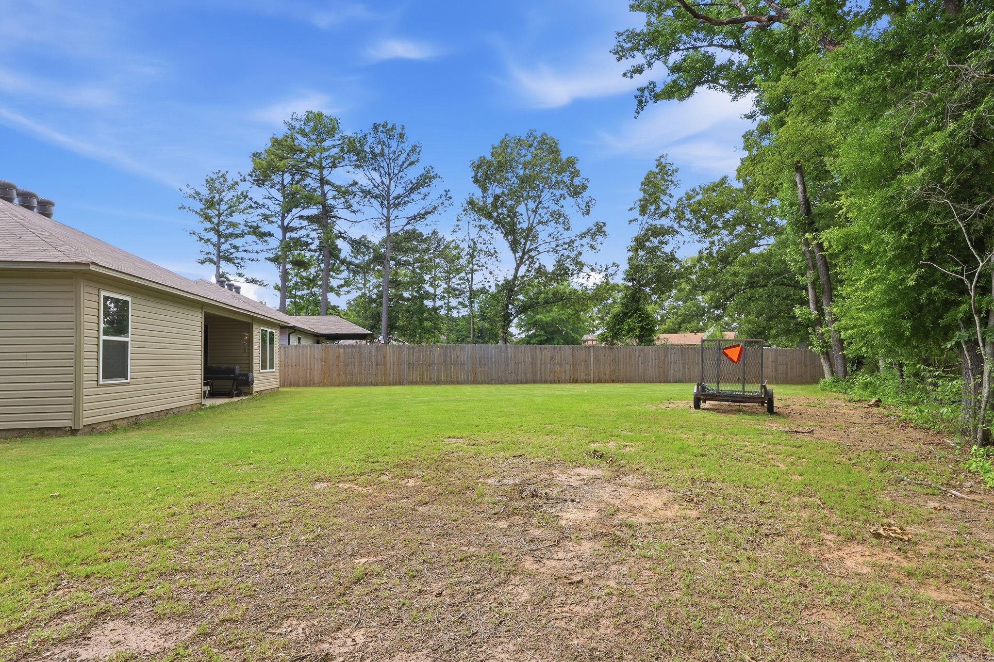 1290 Crotale Street Property Photo 25