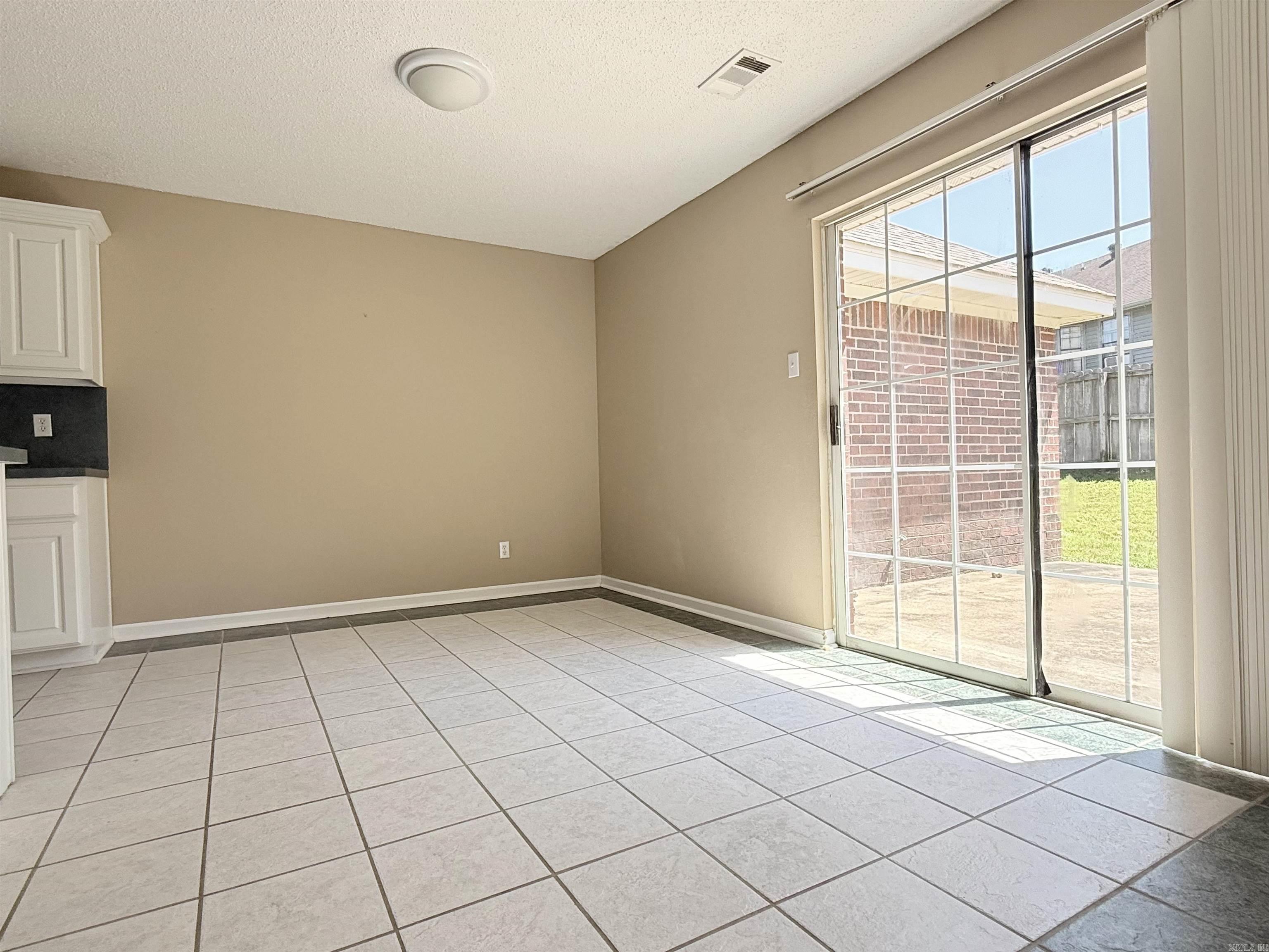 917 Timberwolf Trail Property Photo 17
