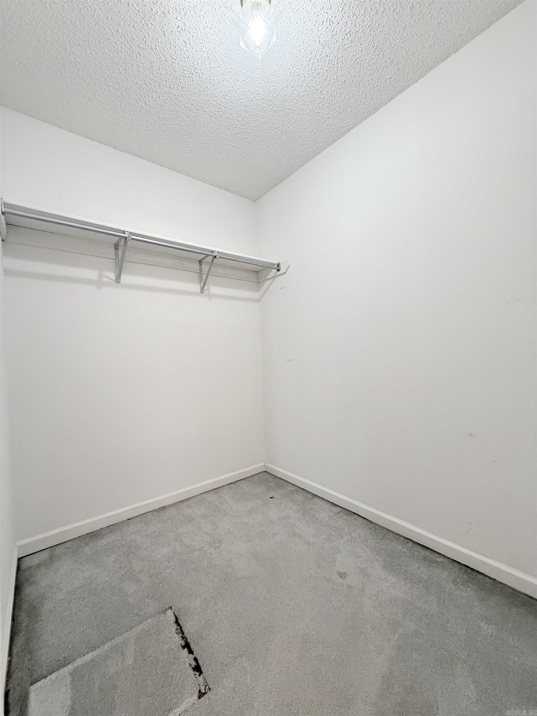 917 Timberwolf Trail Property Photo 29