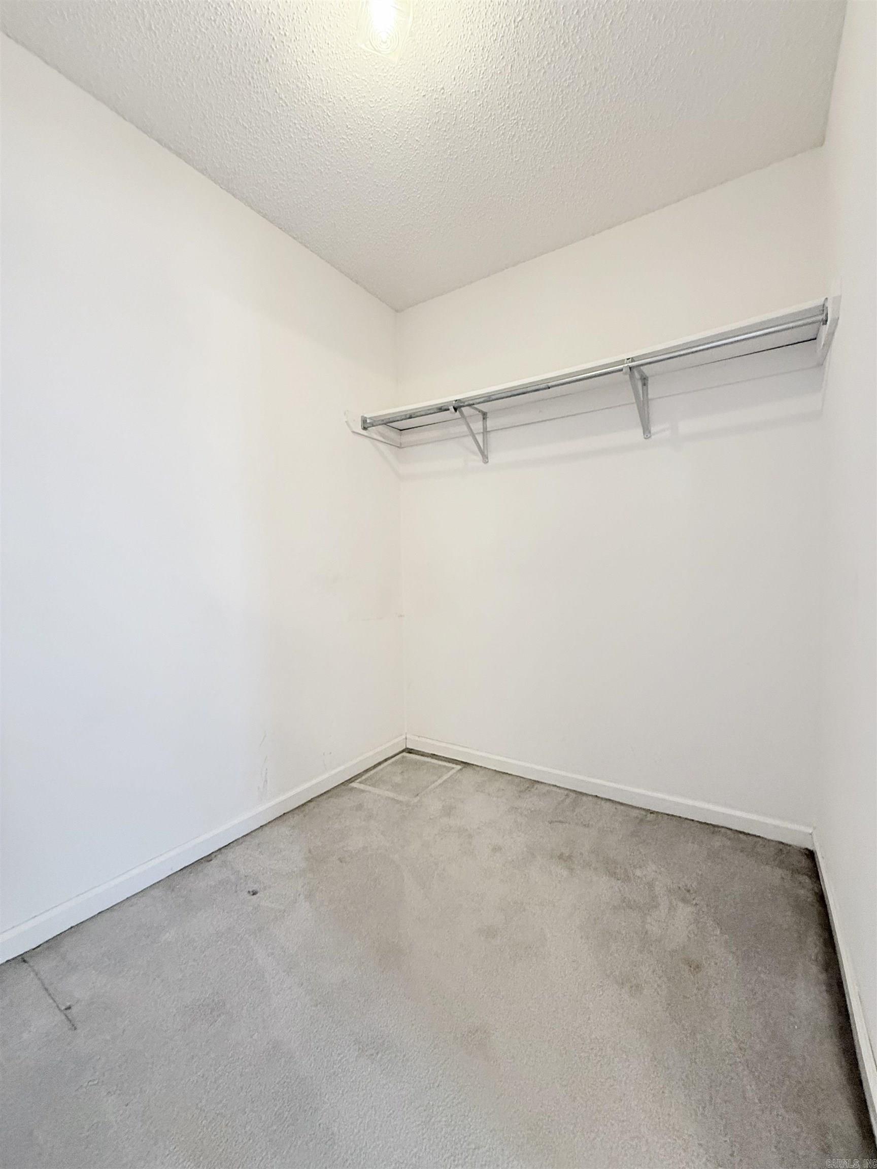 917 Timberwolf Trail Property Photo 30