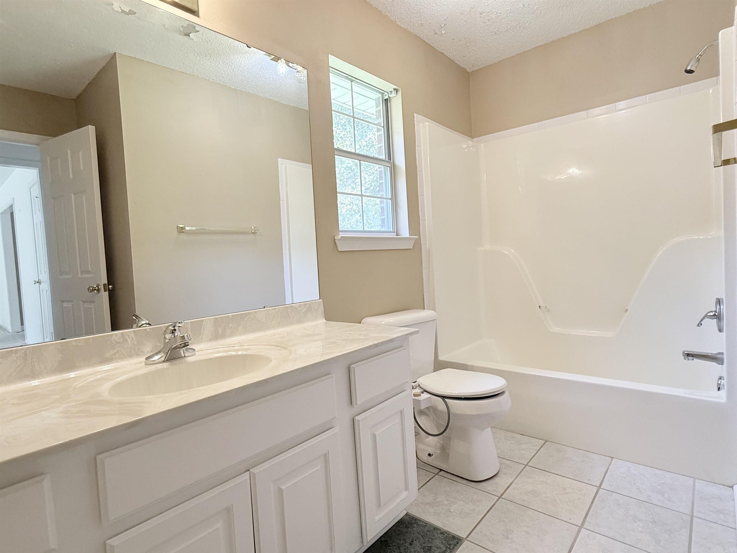 917 Timberwolf Trail Property Photo 35