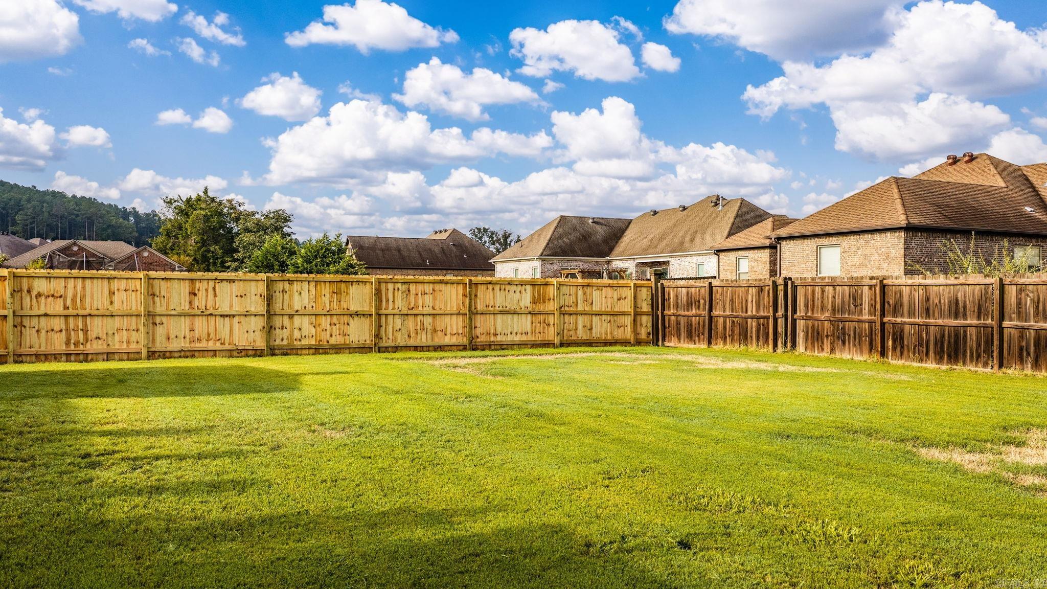 1745 Gardenia Property Photo 5